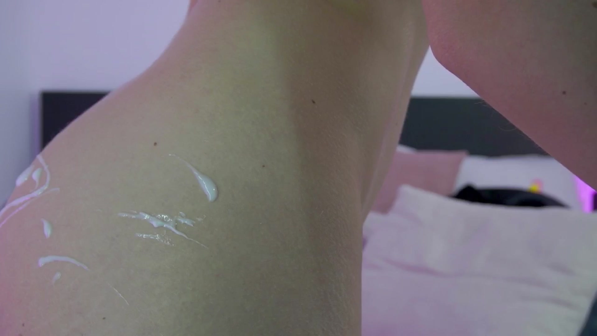 Gallery image thumbnail from Heeykitty's myfreecams stream on, 07/16/2024, 05:59 image 8 of 20