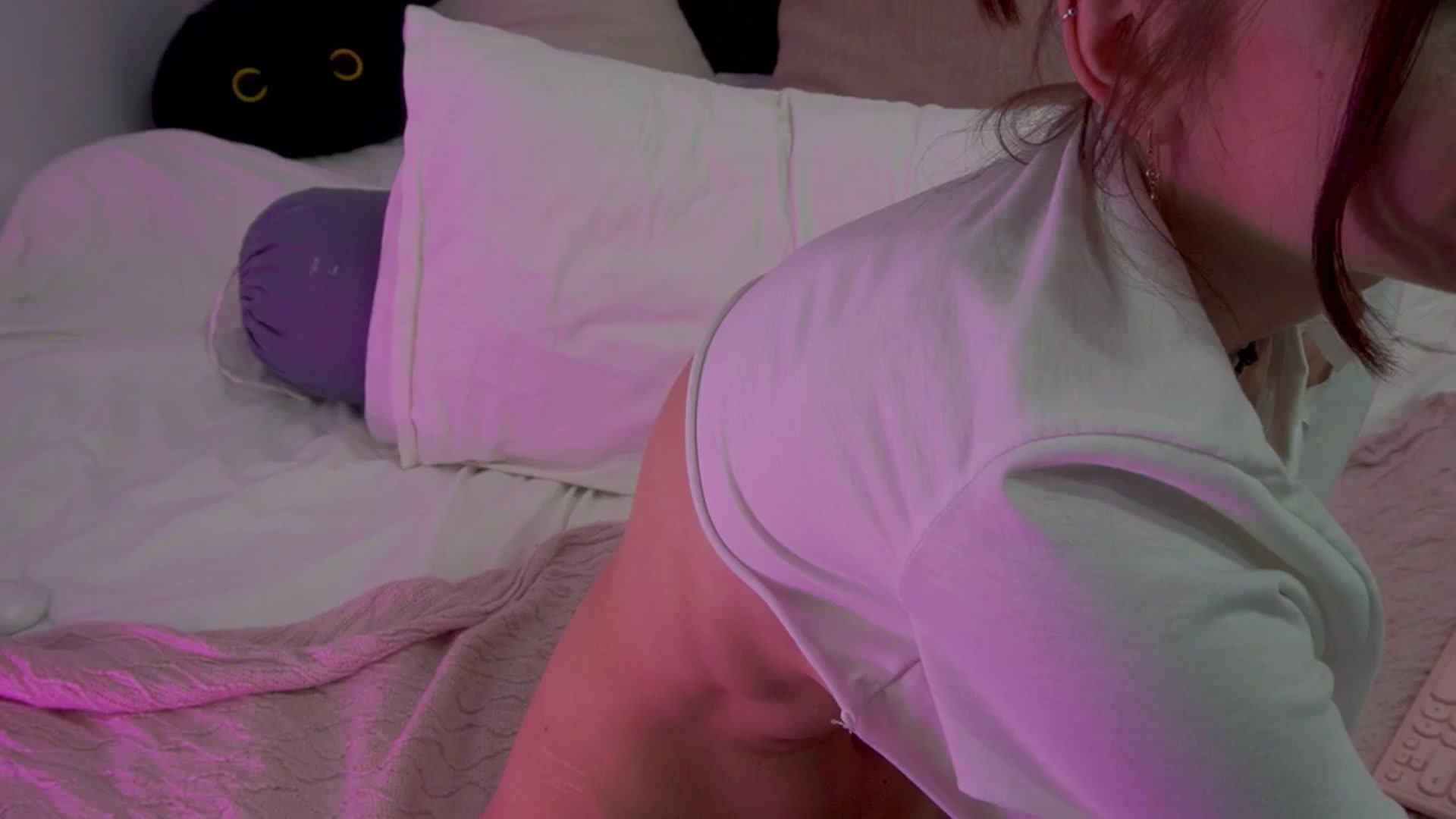 Gallery image thumbnail from Heeykitty's myfreecams stream on, 03/04/2025, 06:25 image 5 of 20