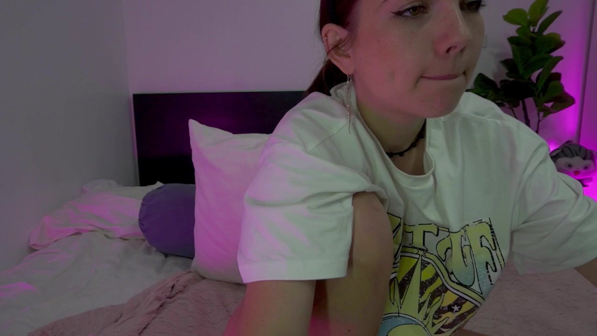 Gallery image thumbnail from Heeykitty's myfreecams stream on, 03/24/2025, 05:11 image 19 of 20
