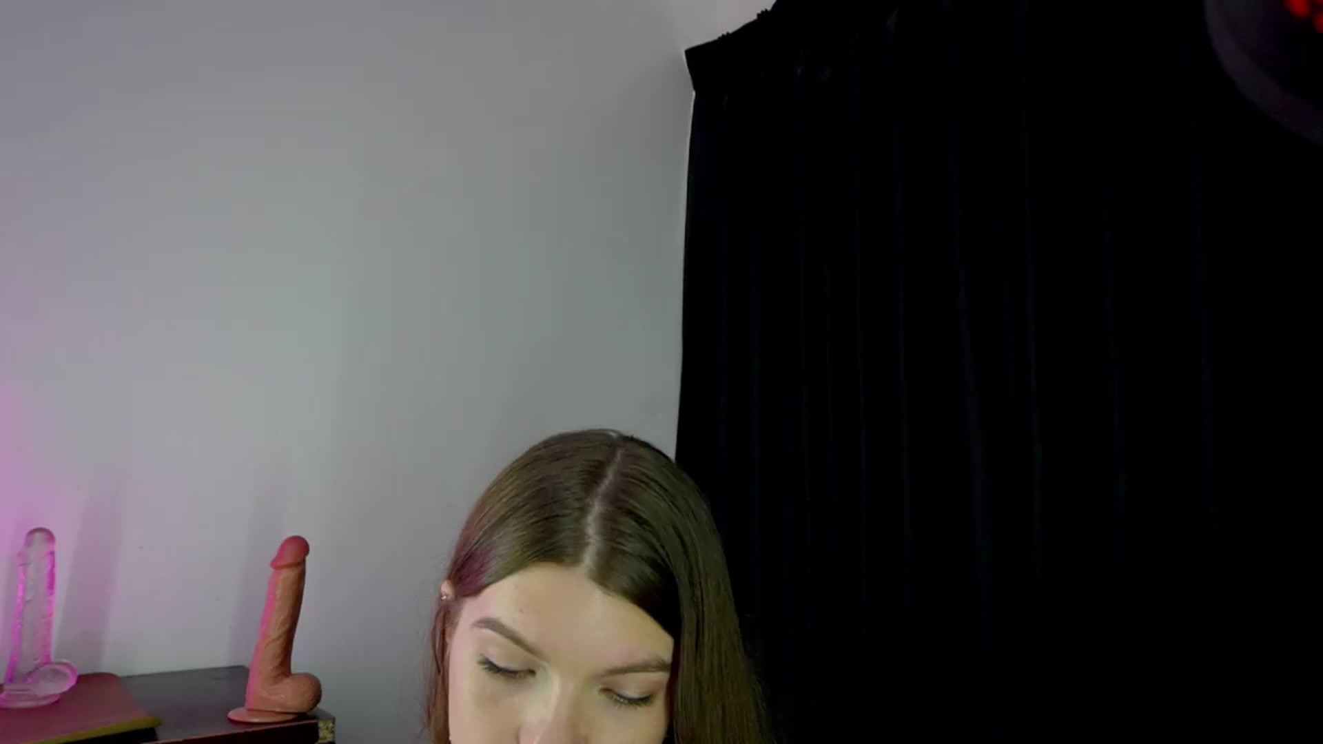 Gallery image thumbnail from Heeykitty's myfreecams stream on, 07/08/2026, 04:41 image 6 of 20