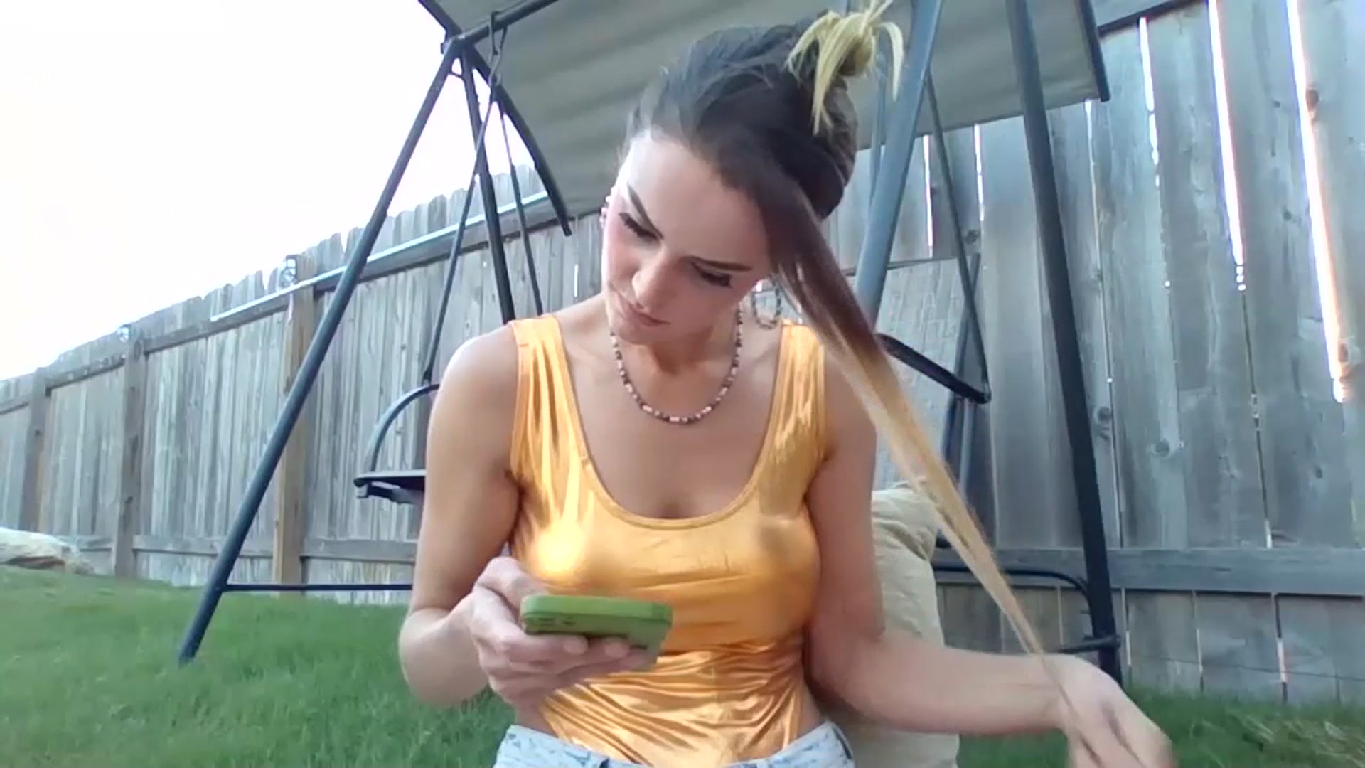 Gallery image thumbnail from HeidiKlumsy's myfreecams stream on, 06/30/2023, 01:22 image 15 of 20