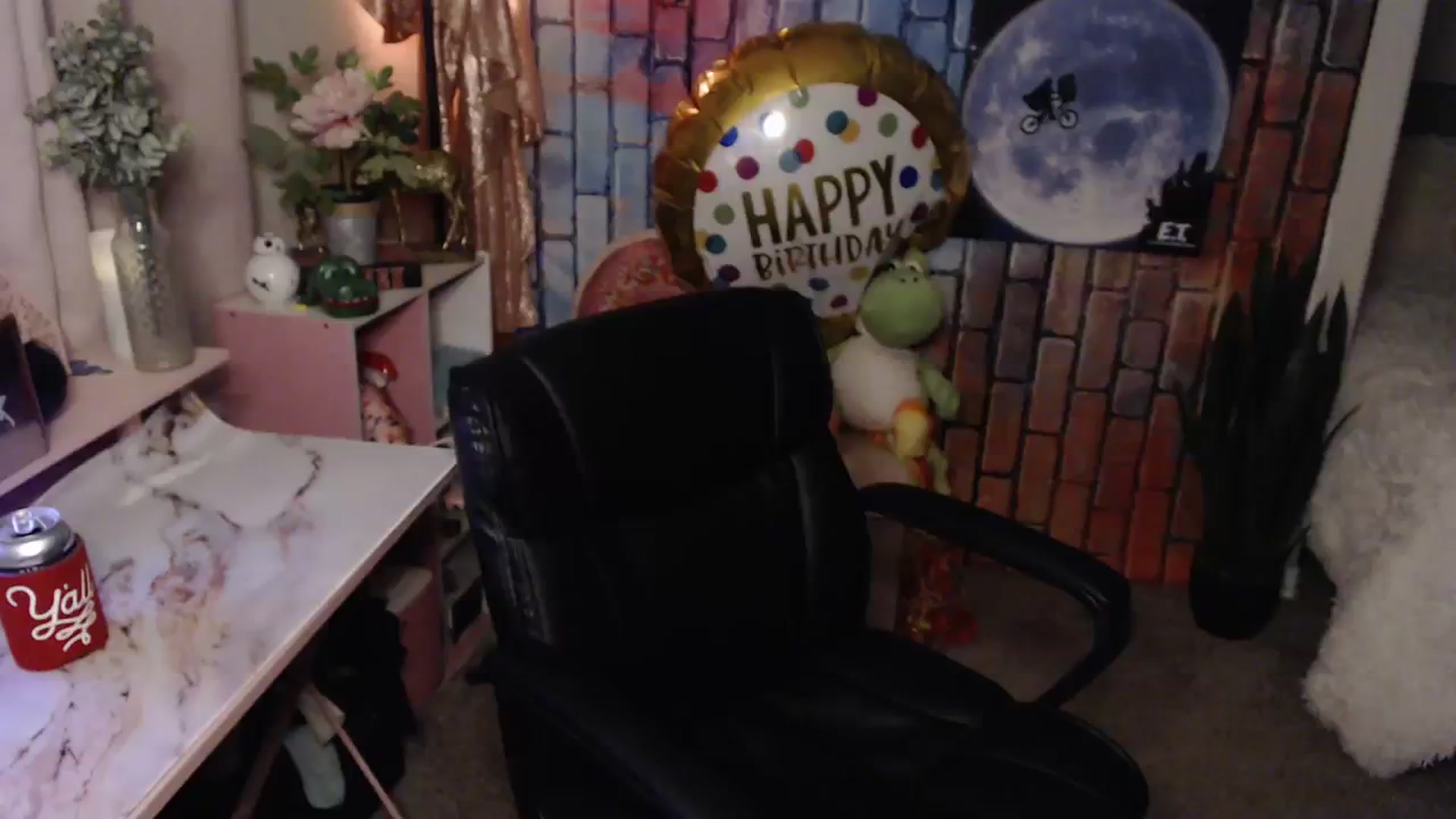Gallery image thumbnail from HeidiKlumsy's myfreecams stream on, 08/08/2023, 08:09 image 1 of 20