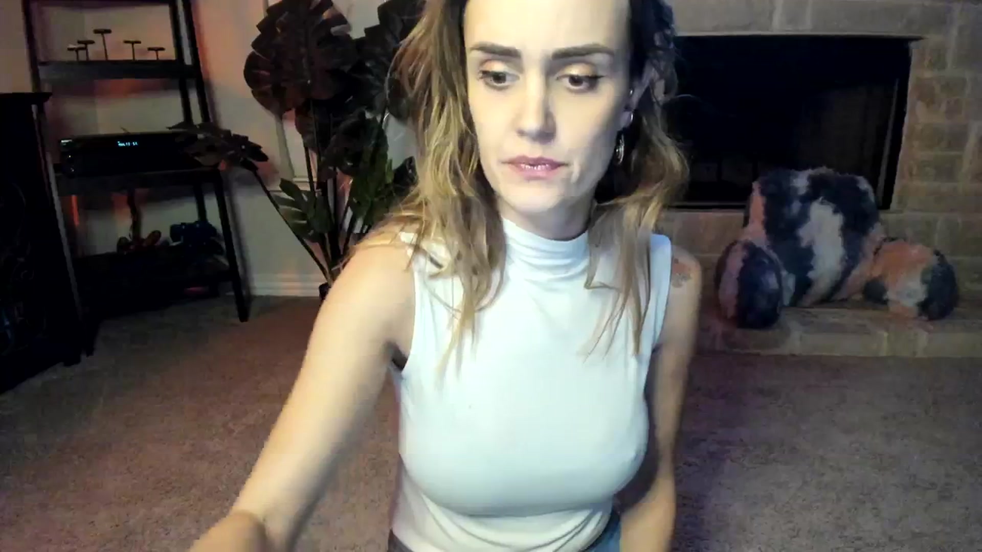 Gallery image thumbnail from HeidiKlumsy's myfreecams stream on, 10/19/2023, 07:09 image 5 of 20