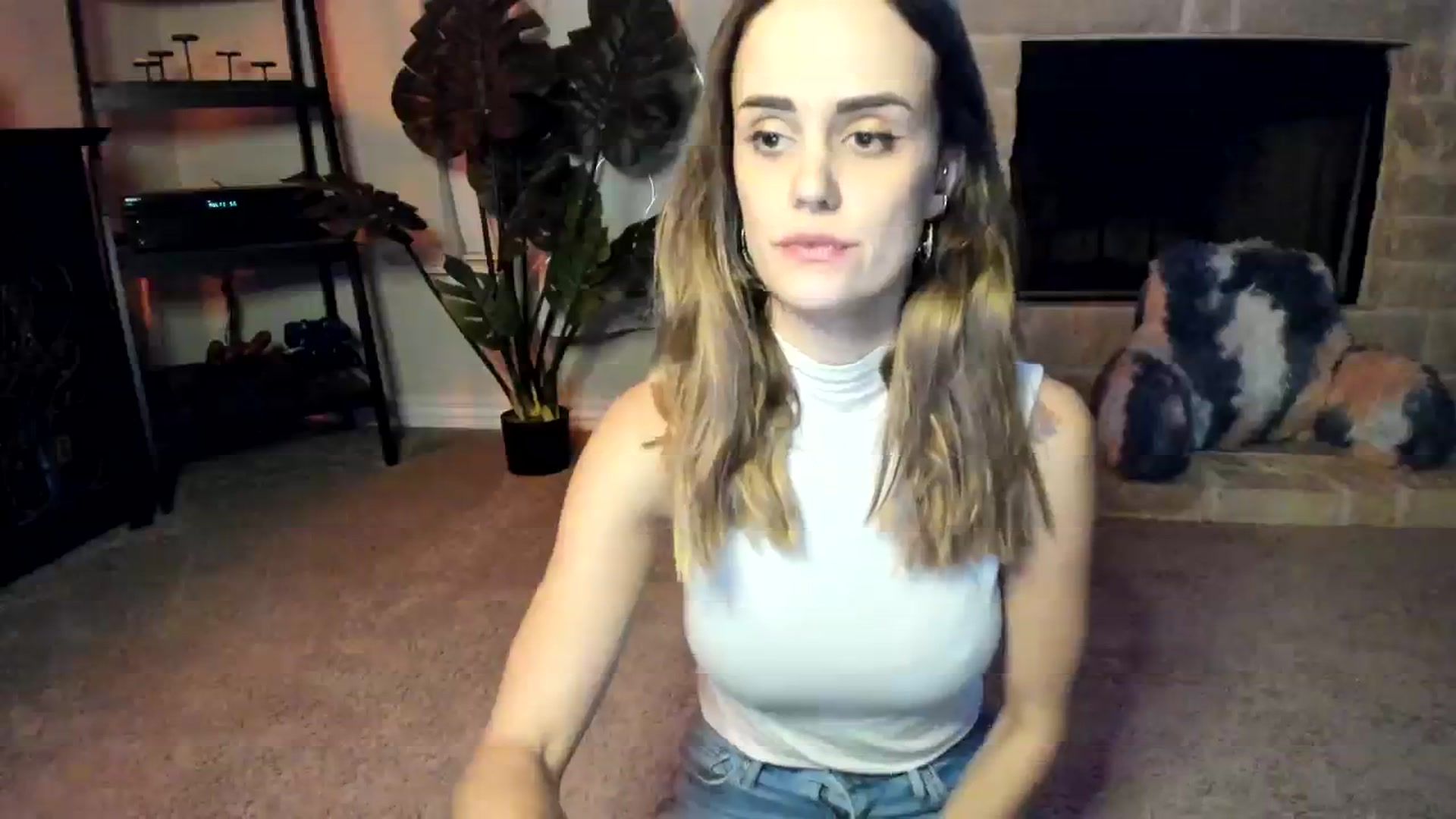 Gallery image thumbnail from HeidiKlumsy's myfreecams stream on, 10/19/2023, 07:09 image 7 of 20