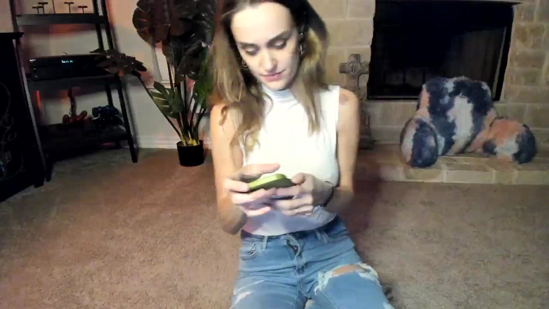 Gallery image thumbnail from HeidiKlumsy's myfreecams stream on, 10/19/2023, 07:09 image 11 of 20