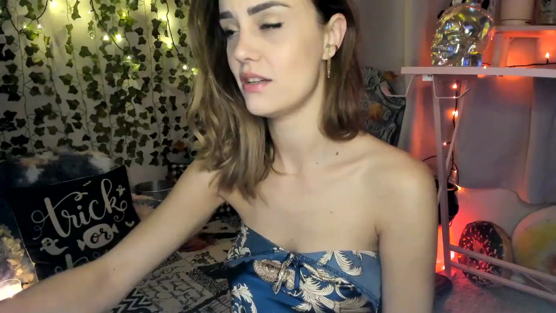 Gallery image thumbnail from HeidiKlumsy's myfreecams stream on, 10/24/2023, 01:46 image 19 of 20