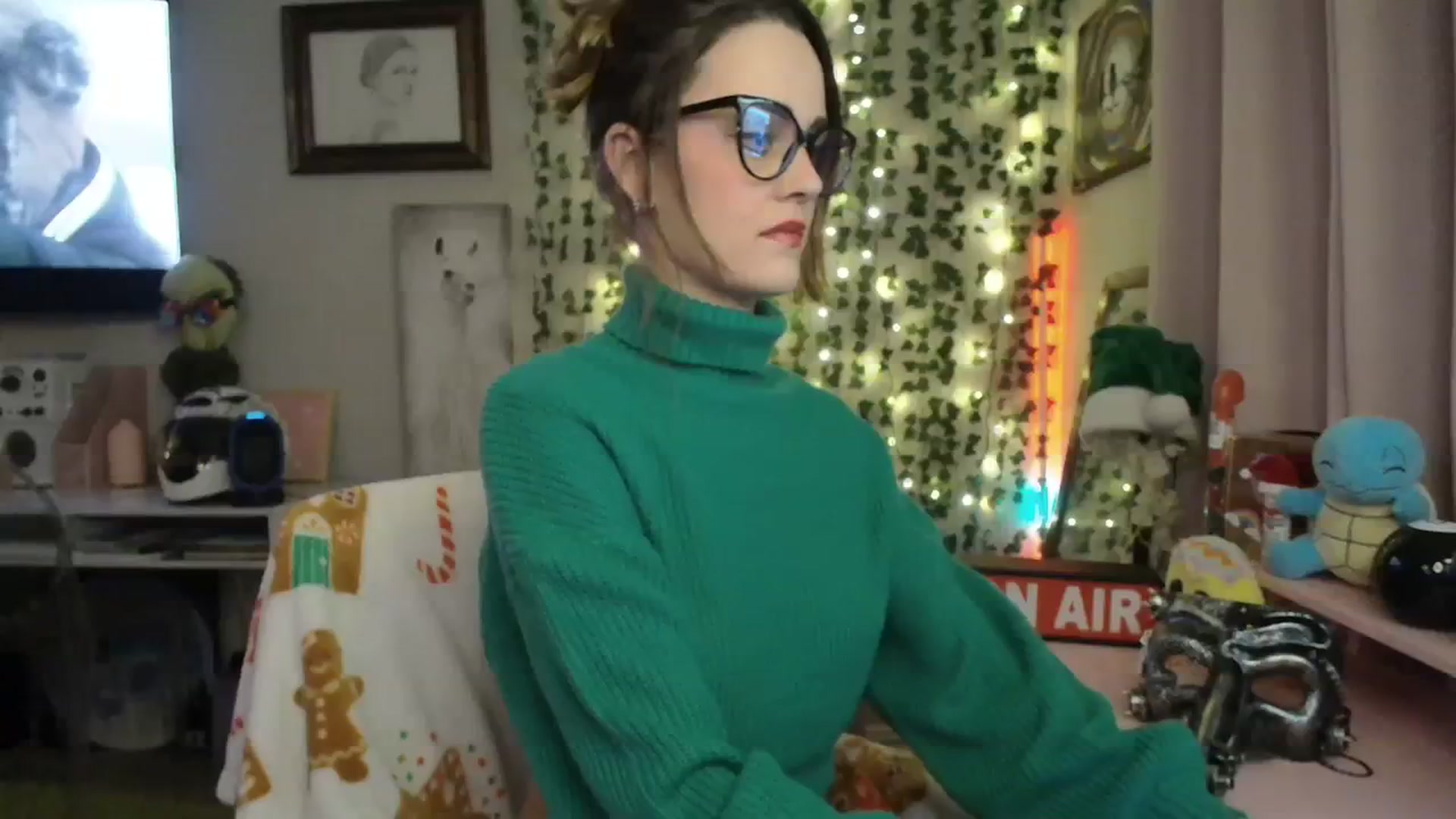 Gallery image thumbnail from HeidiKlumsy's myfreecams stream on, 12/19/2023, 05:03 image 15 of 20
