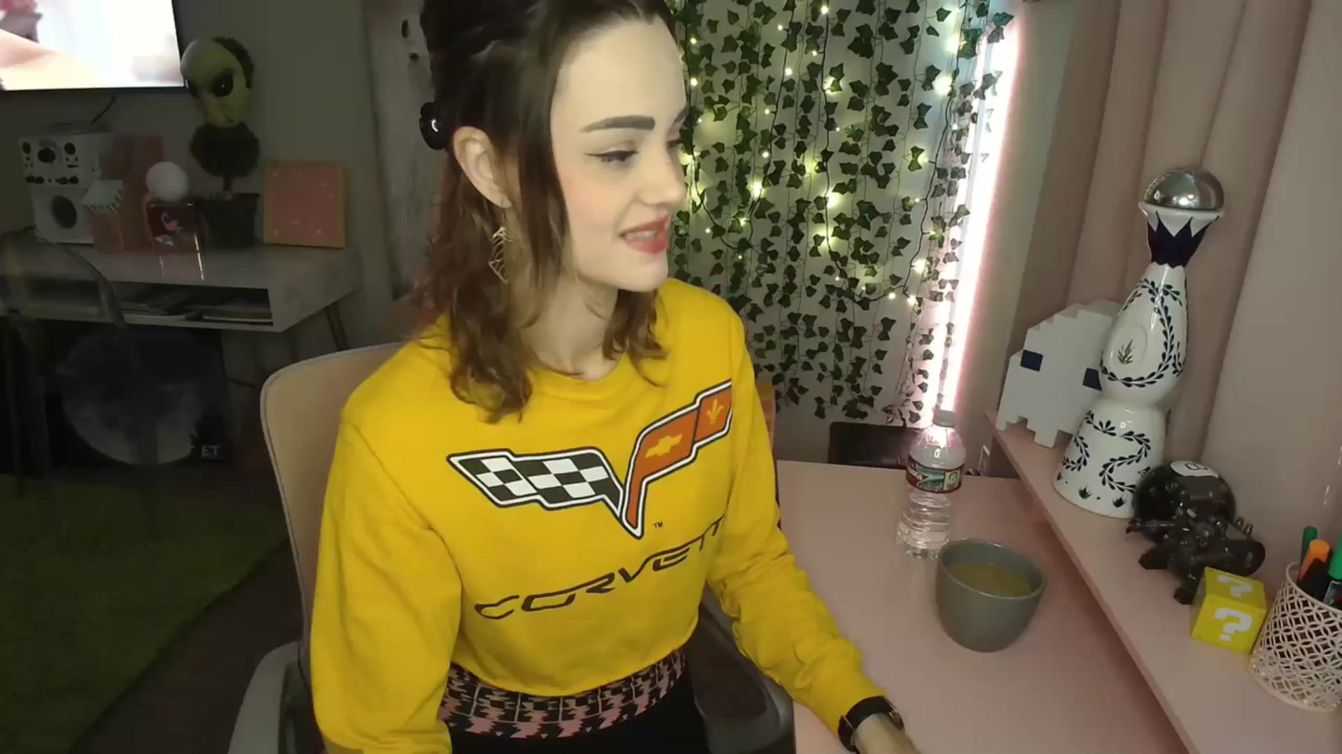 Gallery image thumbnail from HeidiKlumsy's myfreecams stream on, 12/31/2023, 21:46 image 1 of 20
