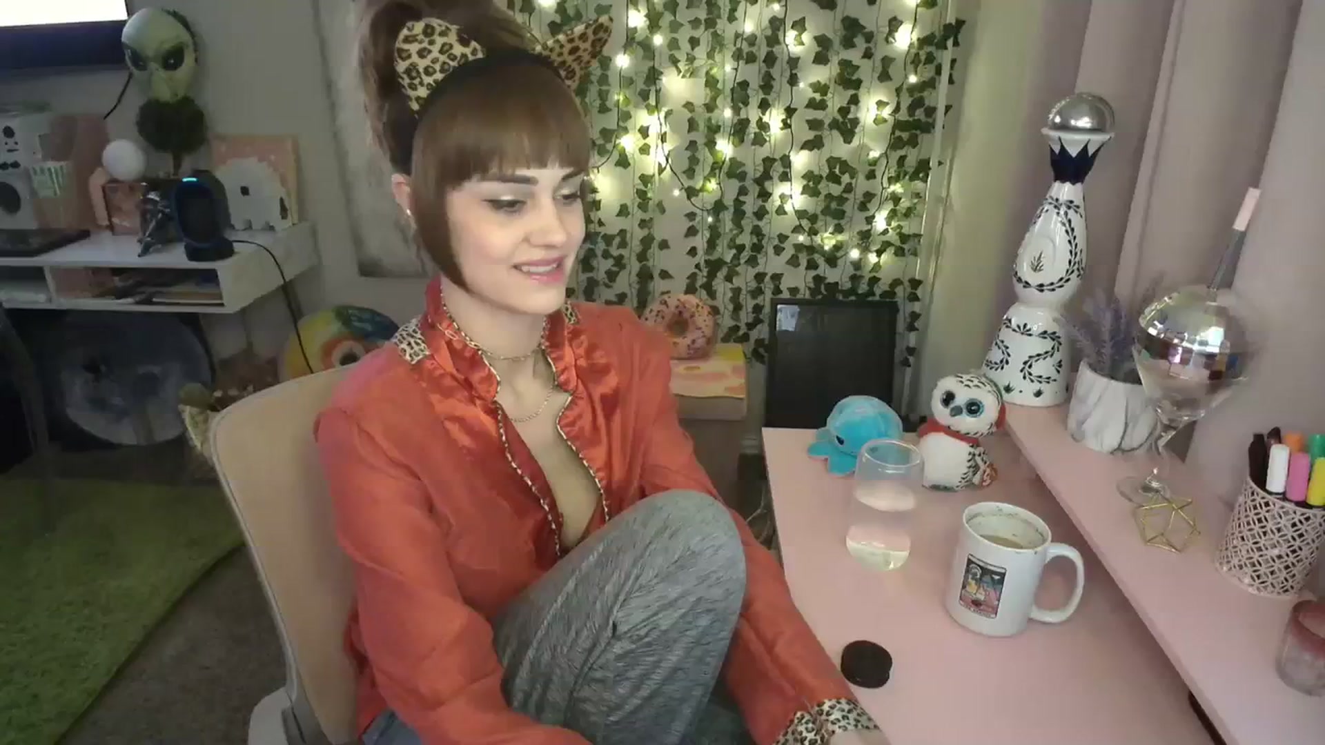 Gallery image thumbnail from HeidiKlumsy's myfreecams stream on, 01/16/2024, 02:55 image 15 of 20