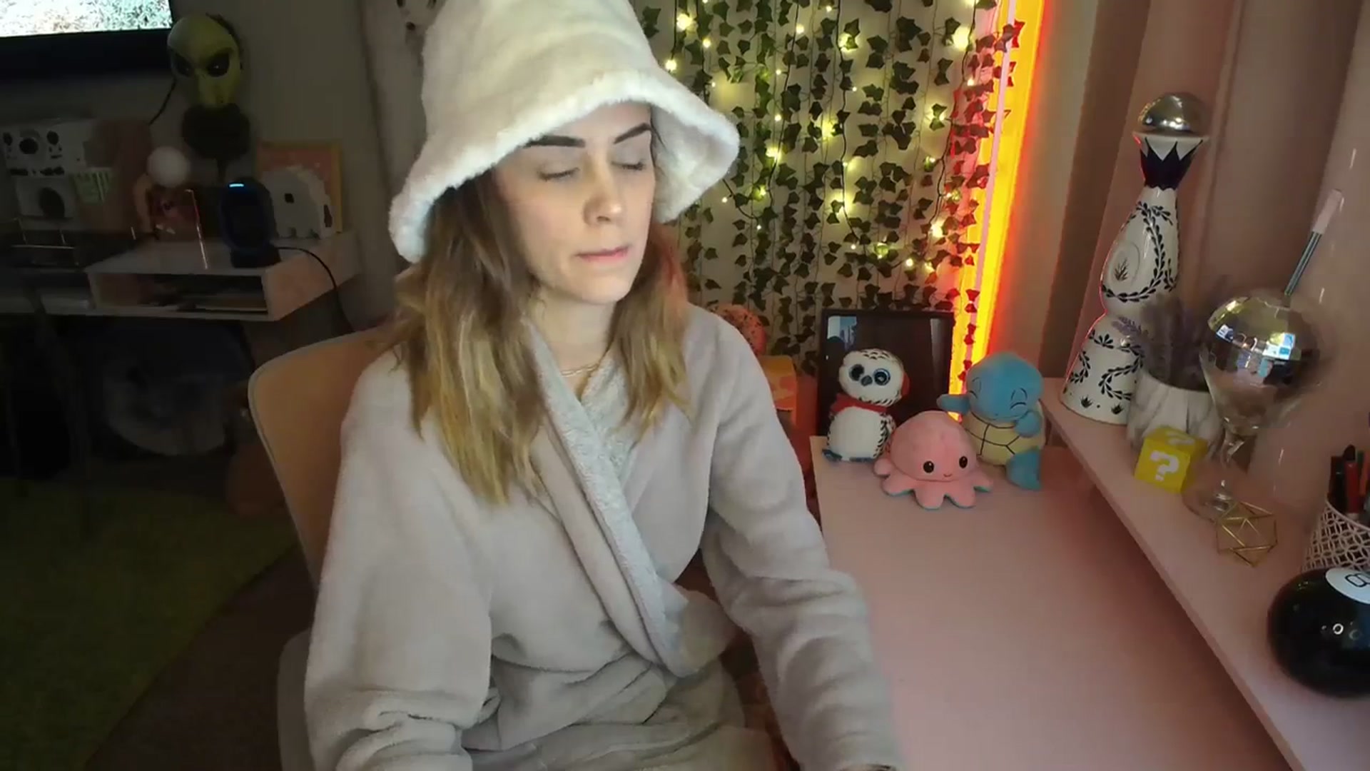 Gallery image thumbnail from HeidiKlumsy's myfreecams stream on, 01/16/2024, 22:33 image 20 of 20