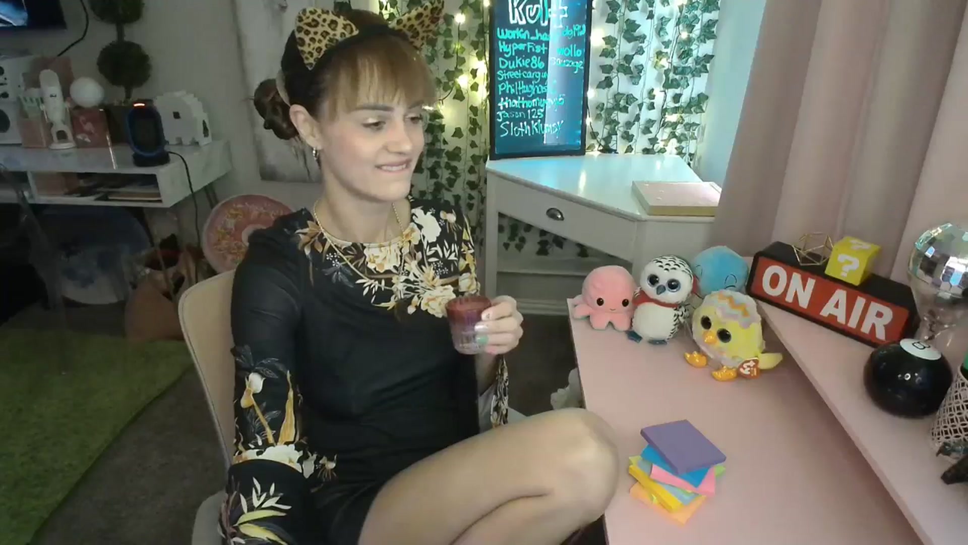 Gallery image thumbnail from HeidiKlumsy's myfreecams stream on, 01/25/2024, 21:41 image 12 of 20