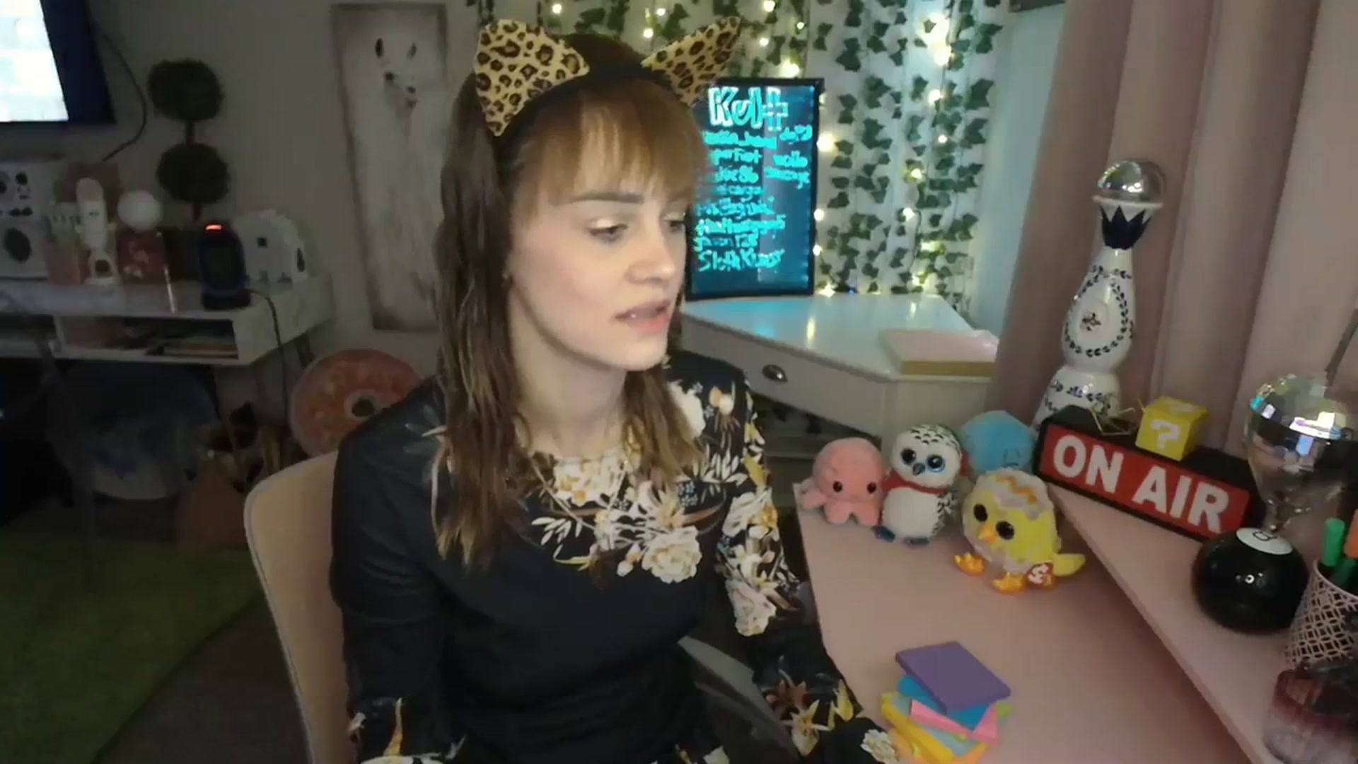 Gallery image thumbnail from HeidiKlumsy's myfreecams stream on, 01/25/2024, 21:41 image 17 of 20