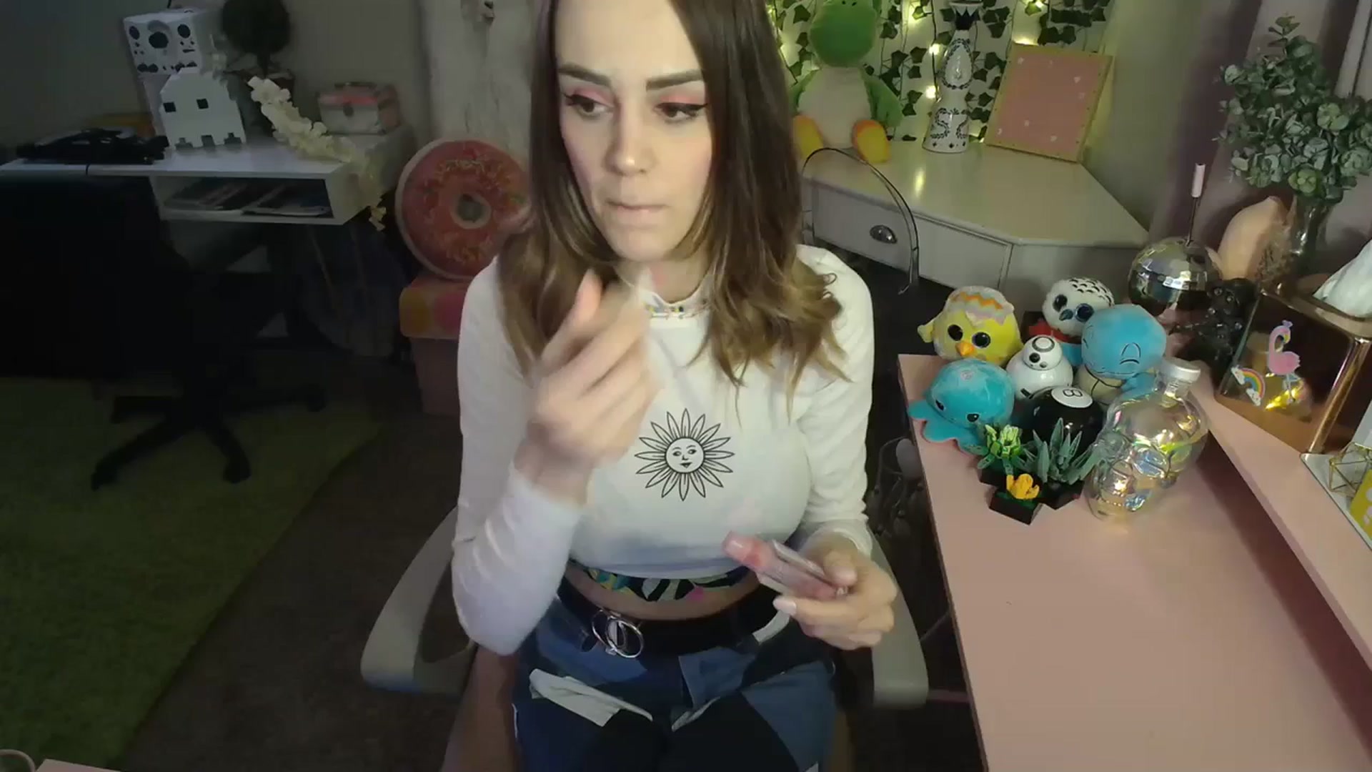 Gallery image thumbnail from HeidiKlumsy's myfreecams stream on, 02/08/2024, 02:06 image 1 of 20