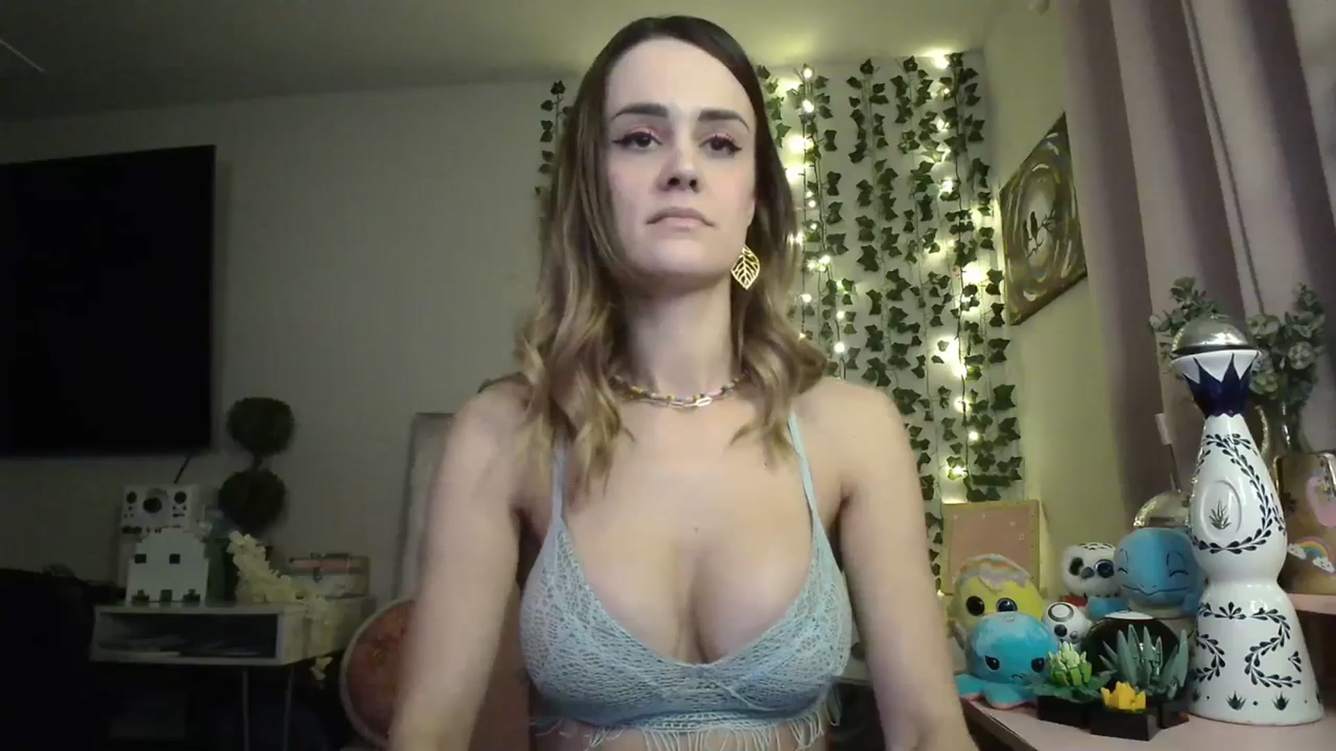 Gallery image thumbnail from HeidiKlumsy's myfreecams stream on, 02/08/2024, 05:14 image 4 of 20