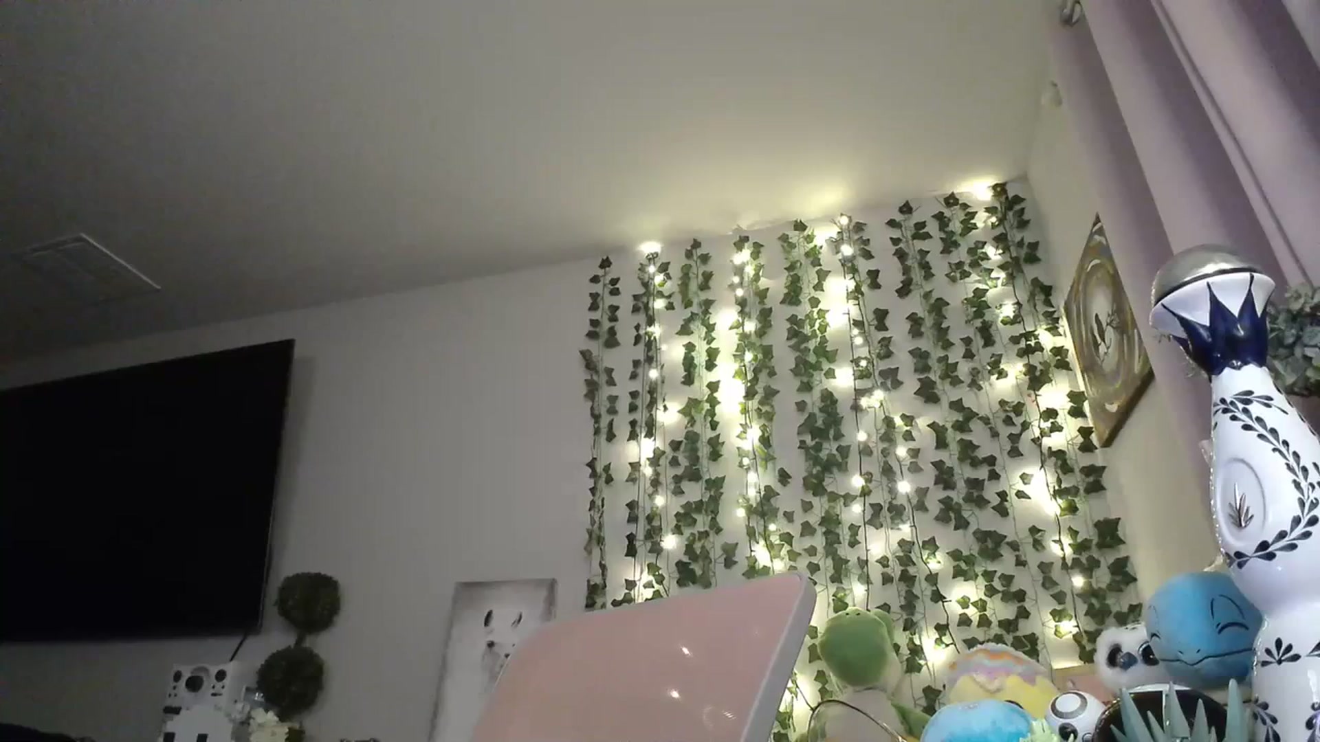 Gallery image thumbnail from HeidiKlumsy's myfreecams stream on, 02/08/2024, 06:40 image 20 of 20
