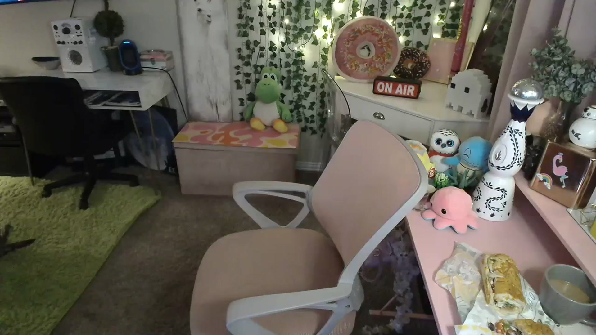 Gallery image thumbnail from HeidiKlumsy's myfreecams stream on, 02/11/2024, 04:31 image 20 of 20