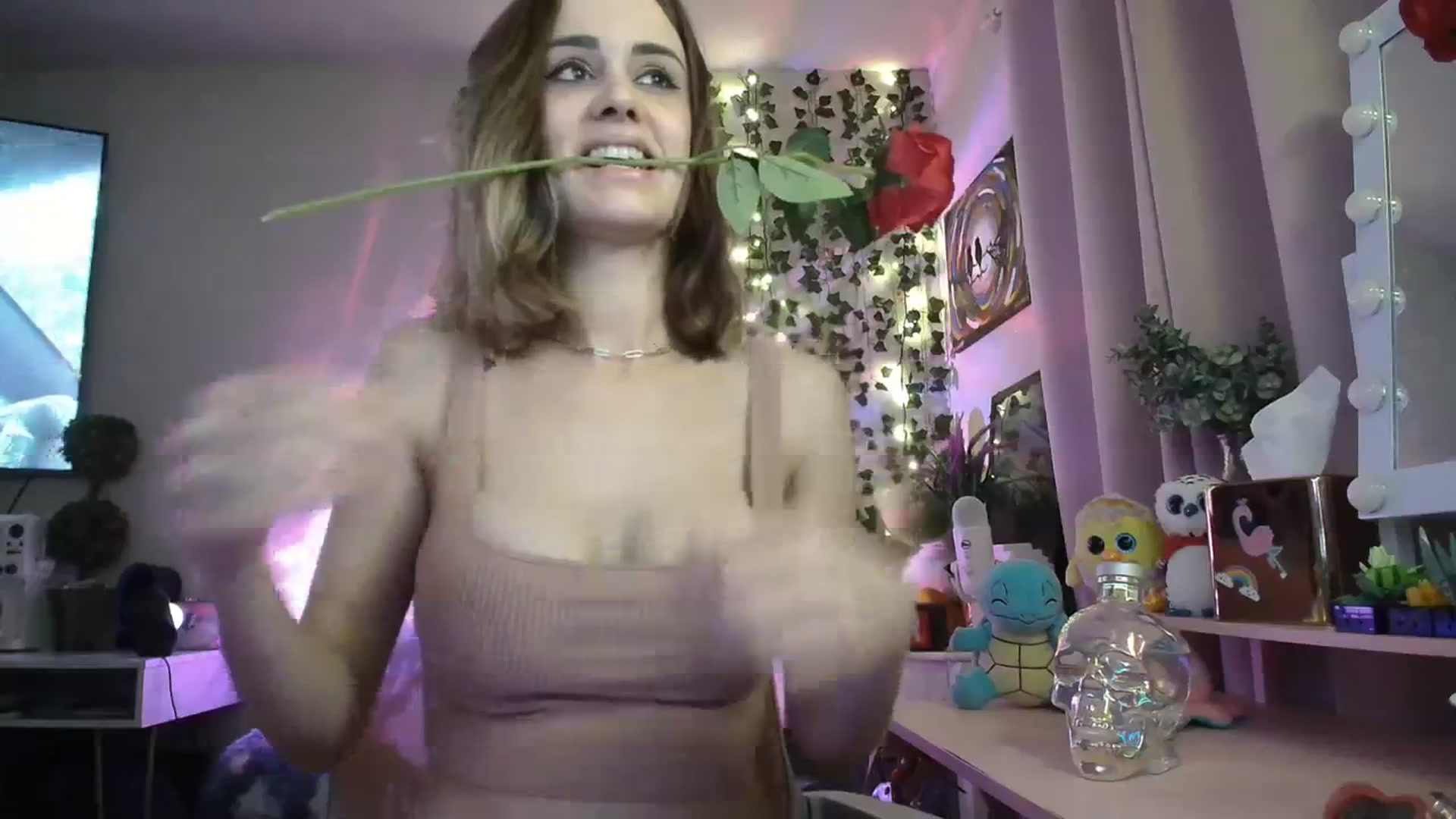 Gallery image thumbnail from HeidiKlumsy's myfreecams stream on, 02/22/2024, 10:04 image 7 of 20