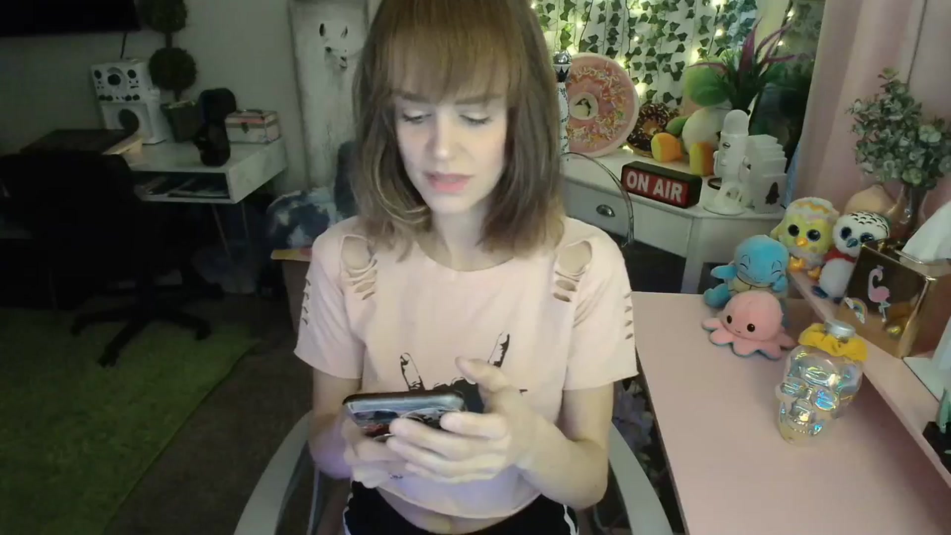Gallery image thumbnail from HeidiKlumsy's myfreecams stream on, 02/23/2024, 22:04 image 9 of 20