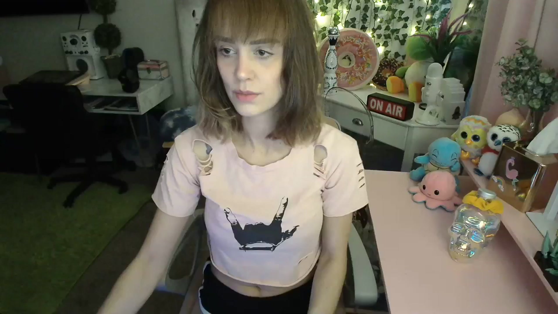 Gallery image thumbnail from HeidiKlumsy's myfreecams stream on, 02/23/2024, 22:04 image 1 of 20