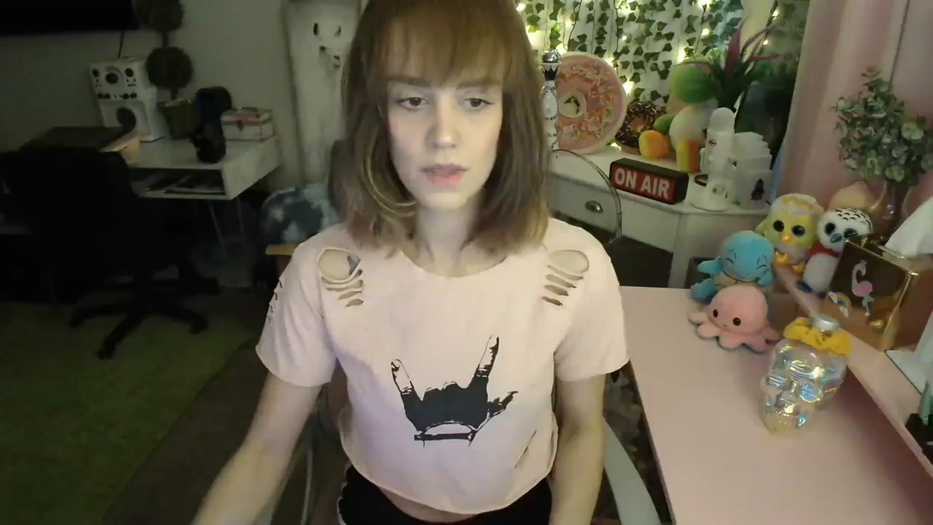 Gallery image thumbnail from HeidiKlumsy's myfreecams stream on, 02/23/2024, 22:04 image 8 of 20