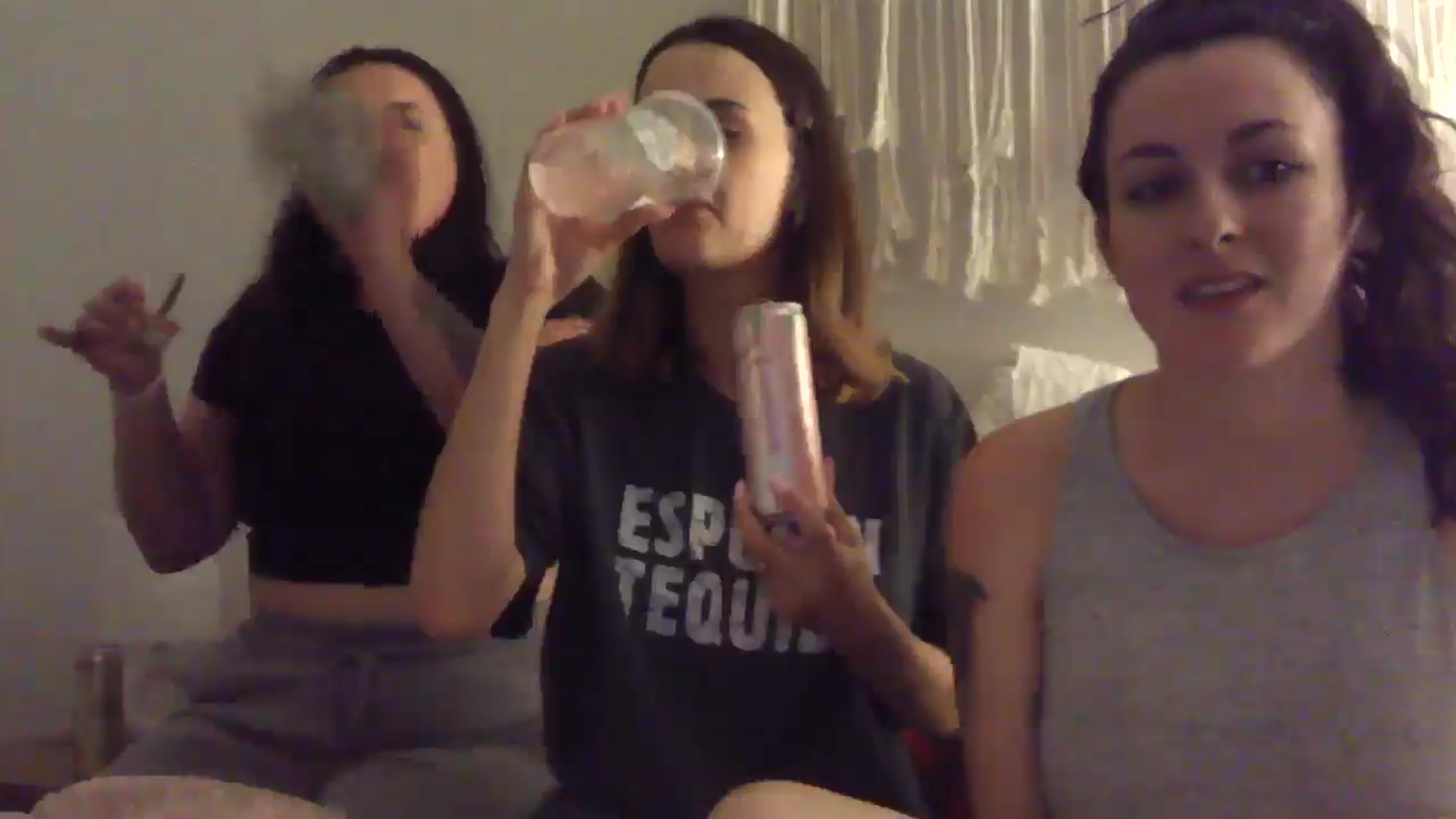 Gallery image thumbnail from HeidiKlumsy's myfreecams stream on, 04/19/2024, 06:13 image 6 of 20