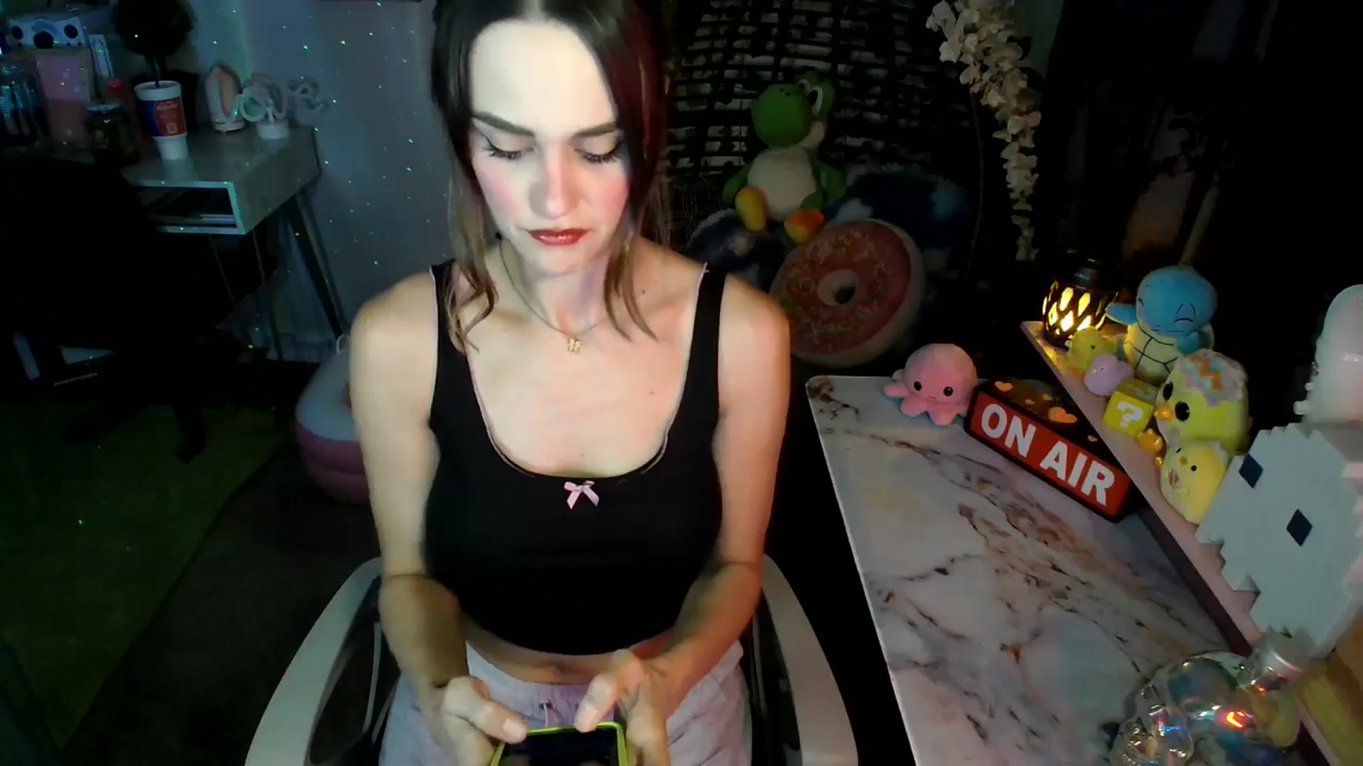 Gallery image thumbnail from HeidiKlumsy's myfreecams stream on, 05/29/2024, 06:14 image 2 of 20
