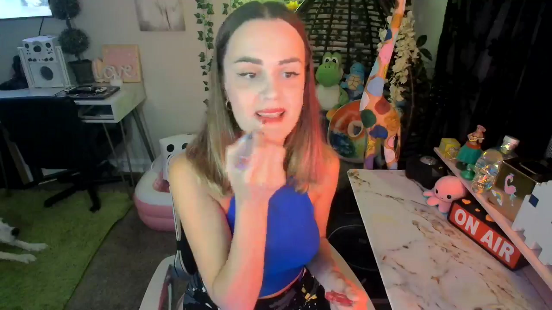 Gallery image thumbnail from HeidiKlumsy's myfreecams stream on, 07/03/2024, 05:20 image 8 of 20