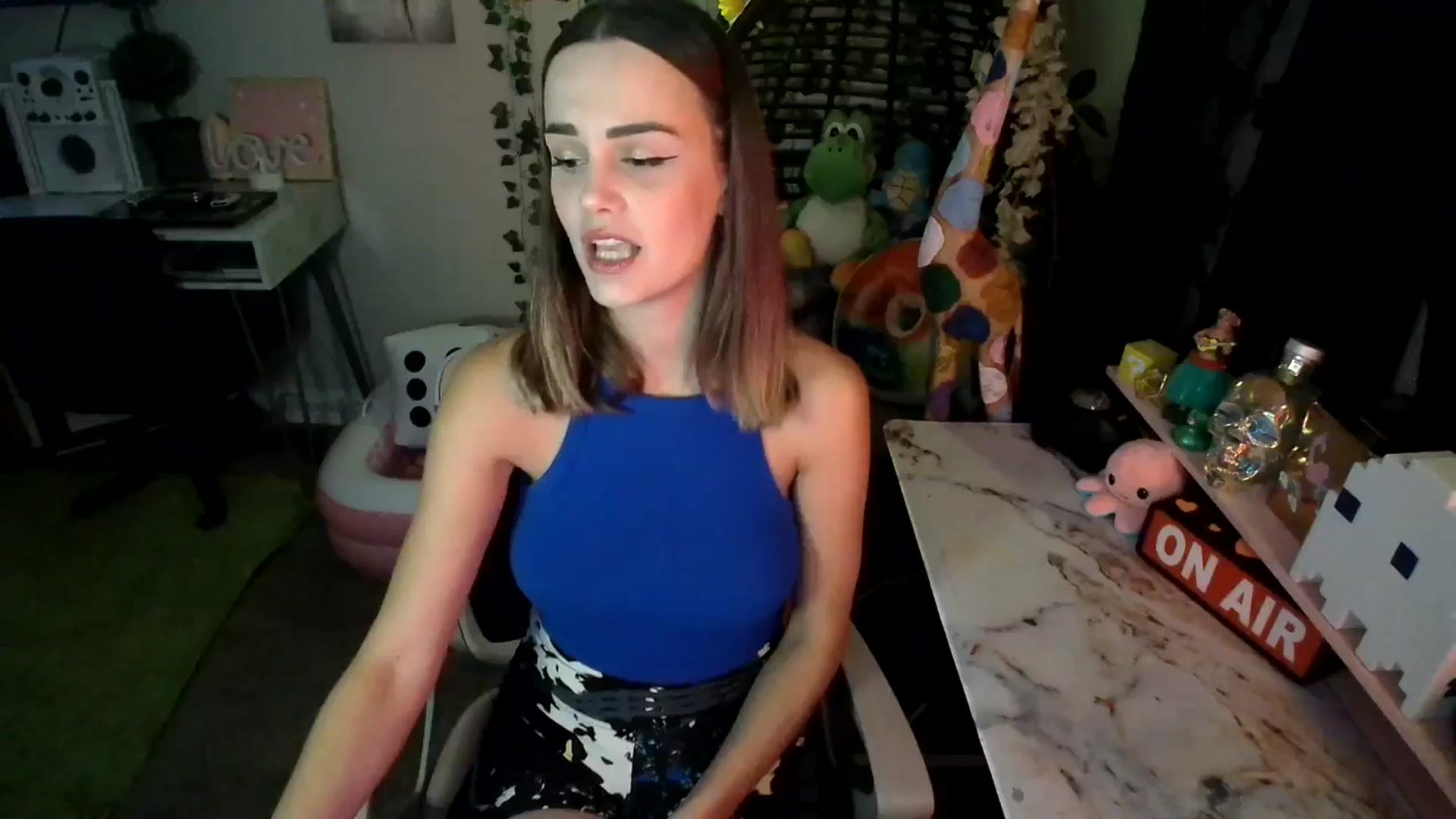 Gallery image thumbnail from HeidiKlumsy's myfreecams stream on, 07/03/2024, 05:38 image 20 of 20
