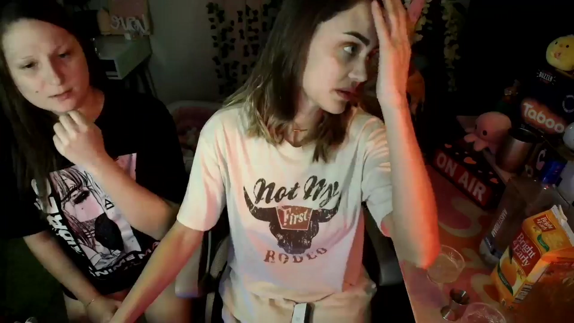 Gallery image thumbnail from HeidiKlumsy's myfreecams stream on, 07/17/2024, 08:50 image 11 of 20