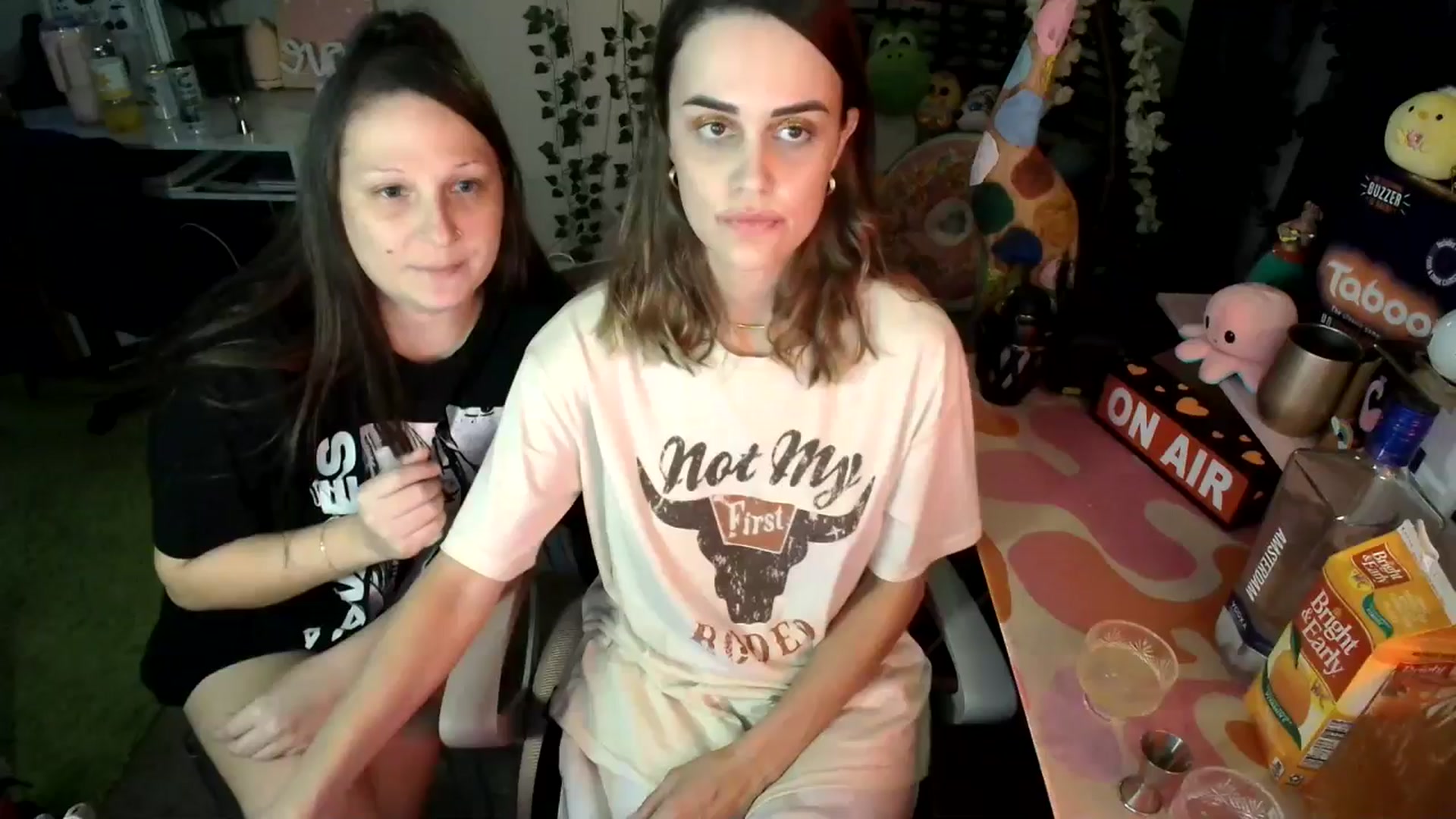 Gallery image thumbnail from HeidiKlumsy's myfreecams stream on, 07/17/2024, 08:50 image 16 of 20