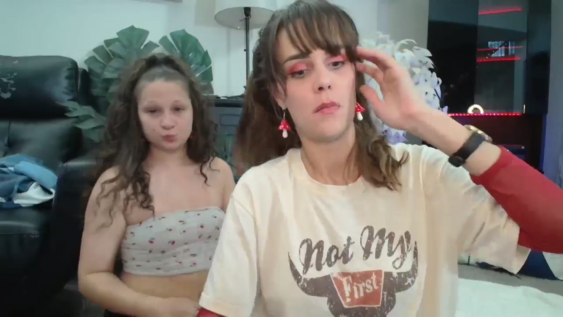 Gallery image thumbnail from HeidiKlumsy's myfreecams stream on, 08/16/2024, 23:50 image 12 of 20
