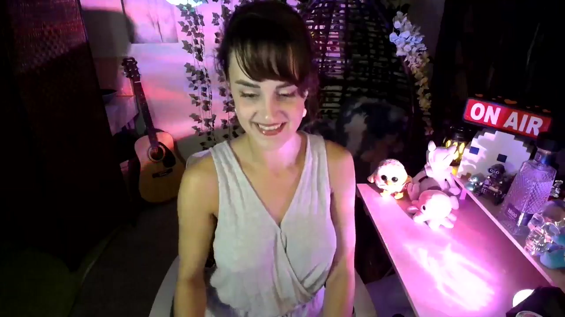 Gallery image thumbnail from HeidiKlumsy's myfreecams stream on, 09/12/2024, 06:18 image 4 of 20