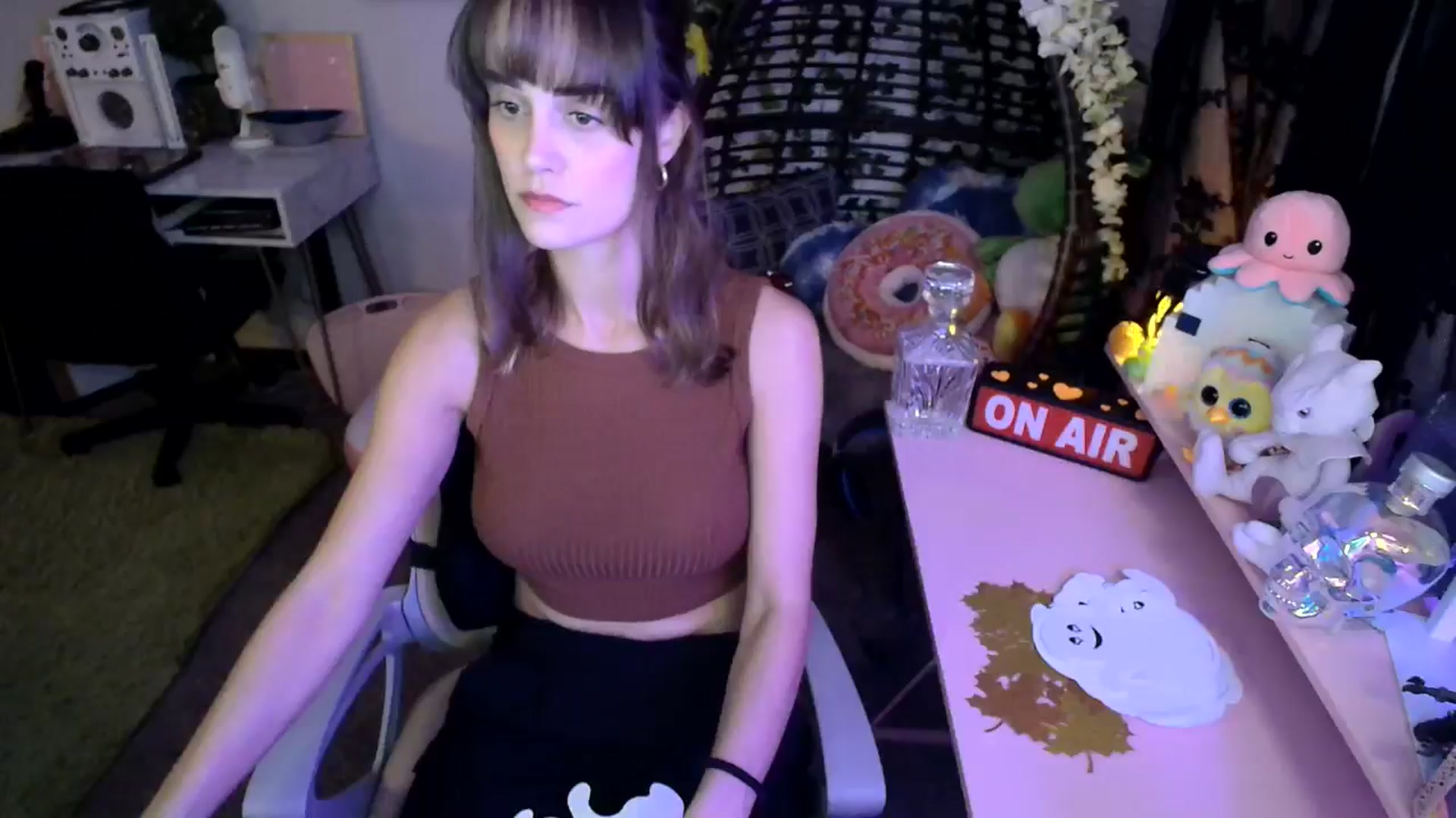 Gallery image thumbnail from HeidiKlumsy's myfreecams stream on, 09/13/2024, 02:10 image 7 of 20