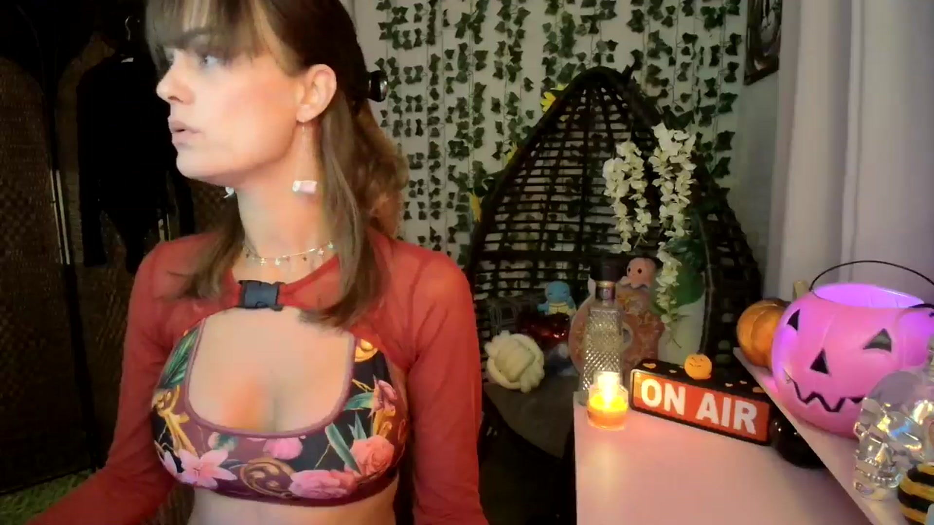 Gallery image thumbnail from HeidiKlumsy's myfreecams stream on, 09/25/2024, 24:46 image 15 of 20