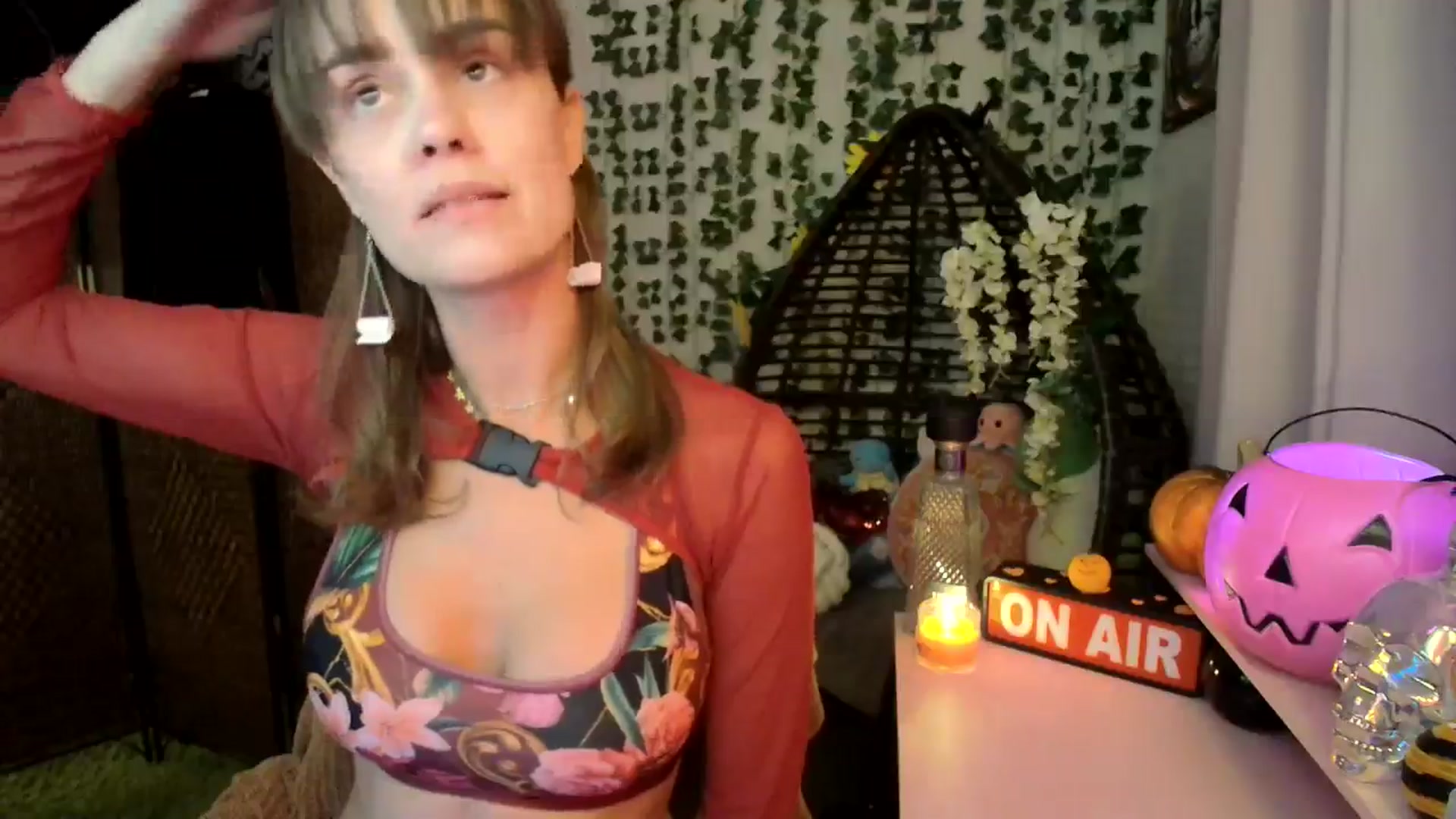 Gallery image thumbnail from HeidiKlumsy's myfreecams stream on, 09/25/2024, 24:46 image 11 of 20