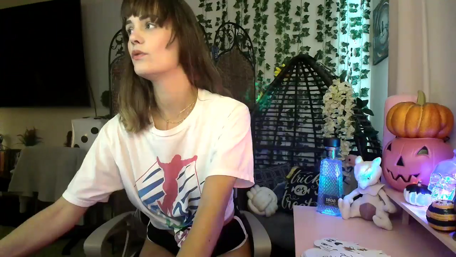 Gallery image thumbnail from HeidiKlumsy's myfreecams stream on, 10/03/2024, 22:04 image 8 of 20