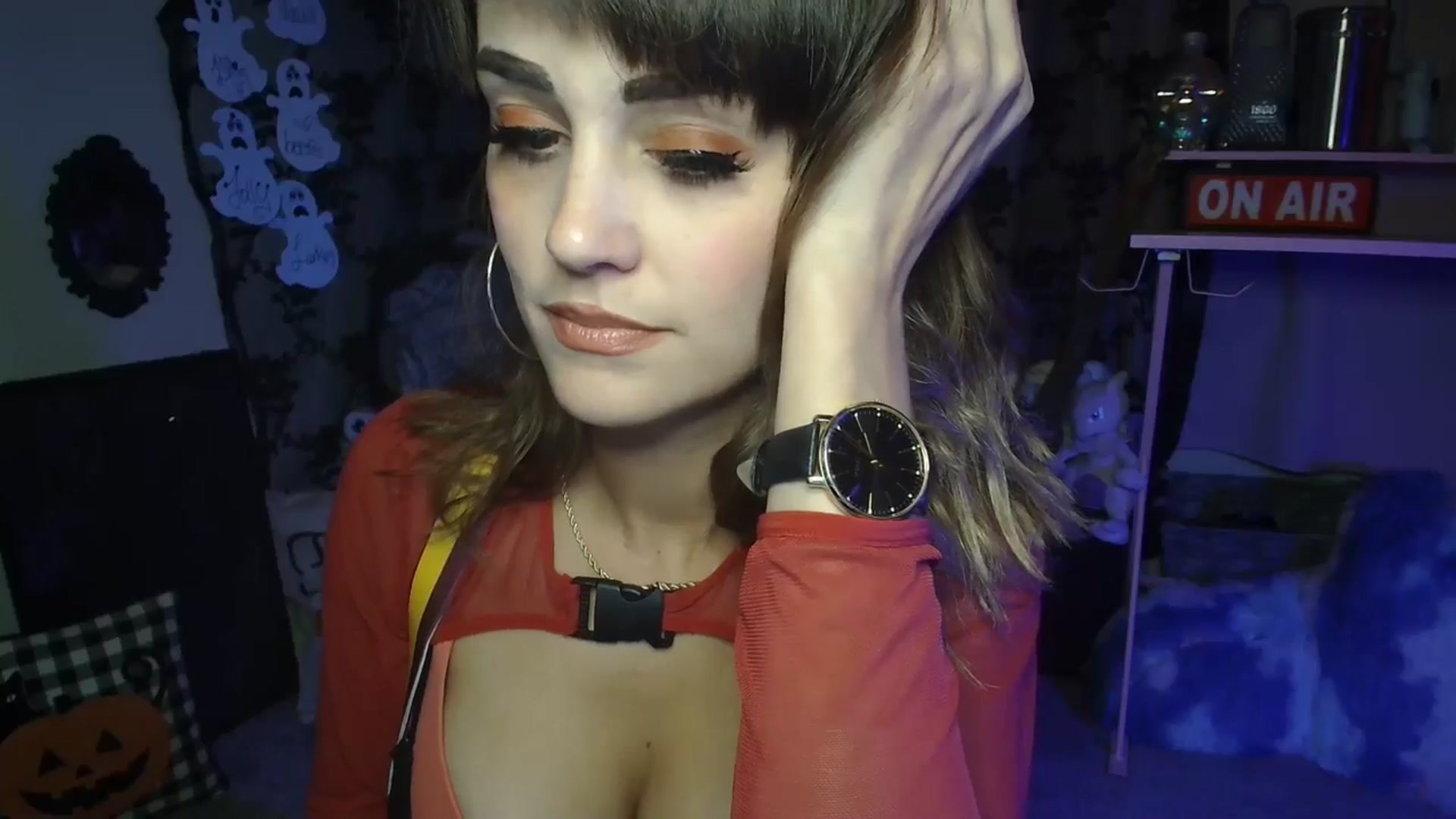 Gallery image thumbnail from HeidiKlumsy's myfreecams stream on, 10/15/2024, 02:01 image 17 of 20