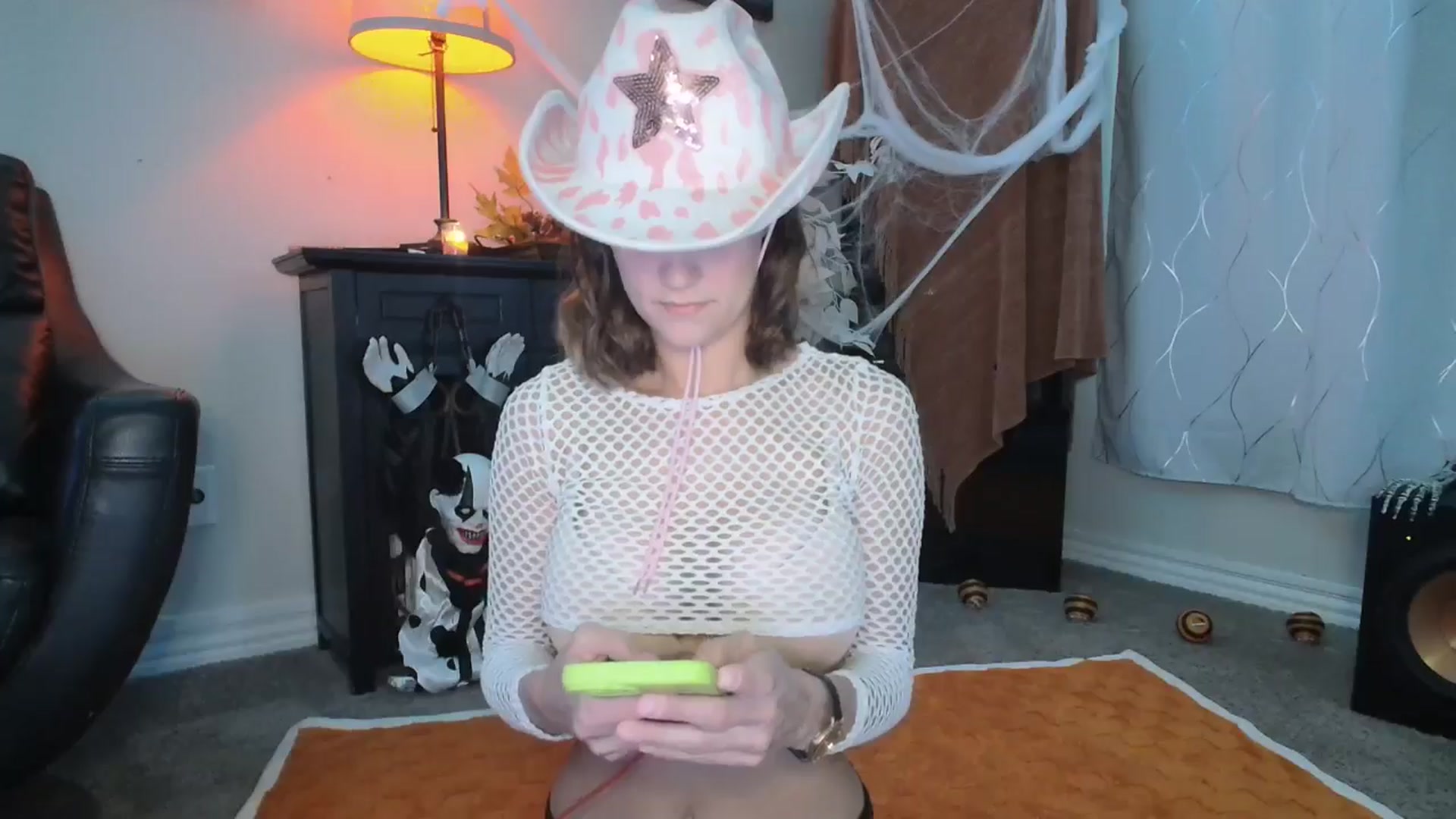 Gallery image thumbnail from HeidiKlumsy's myfreecams stream on, 10/25/2024, 21:41 image 9 of 20