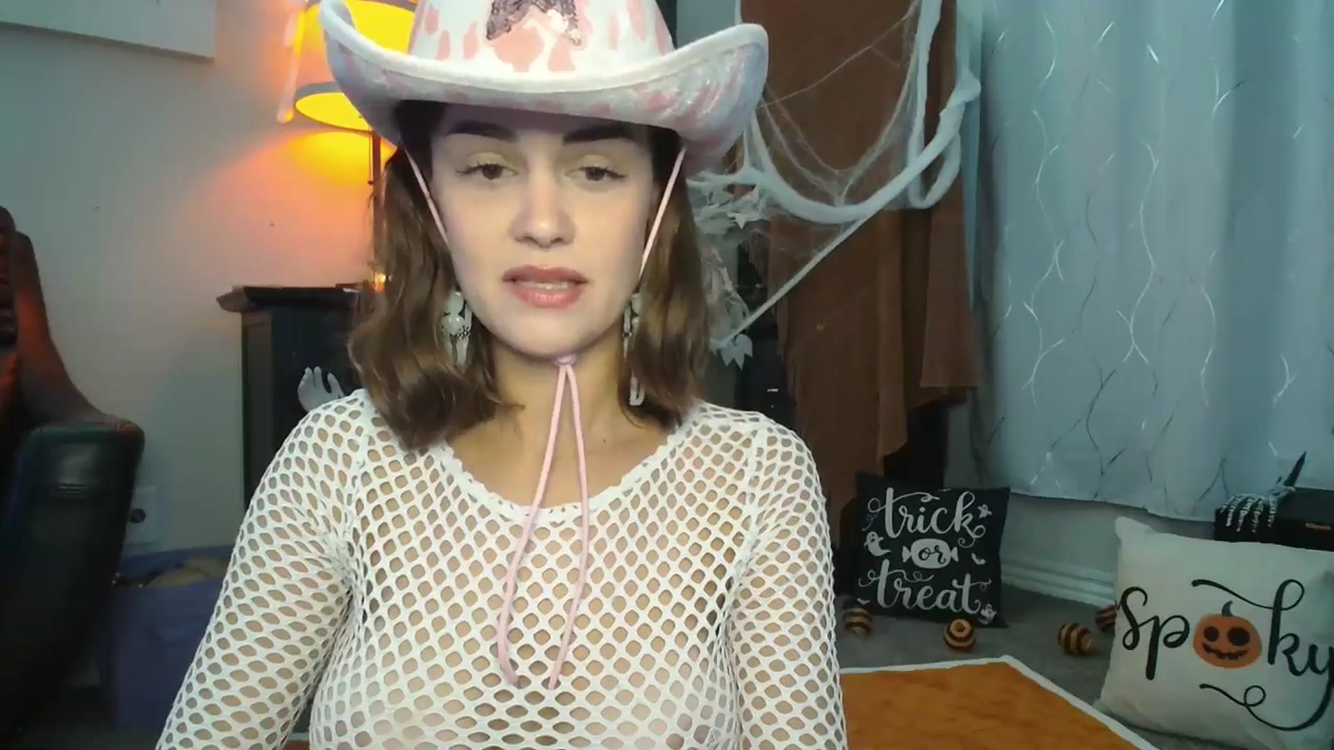 Gallery image thumbnail from HeidiKlumsy's myfreecams stream on, 10/25/2024, 23:14 image 18 of 20