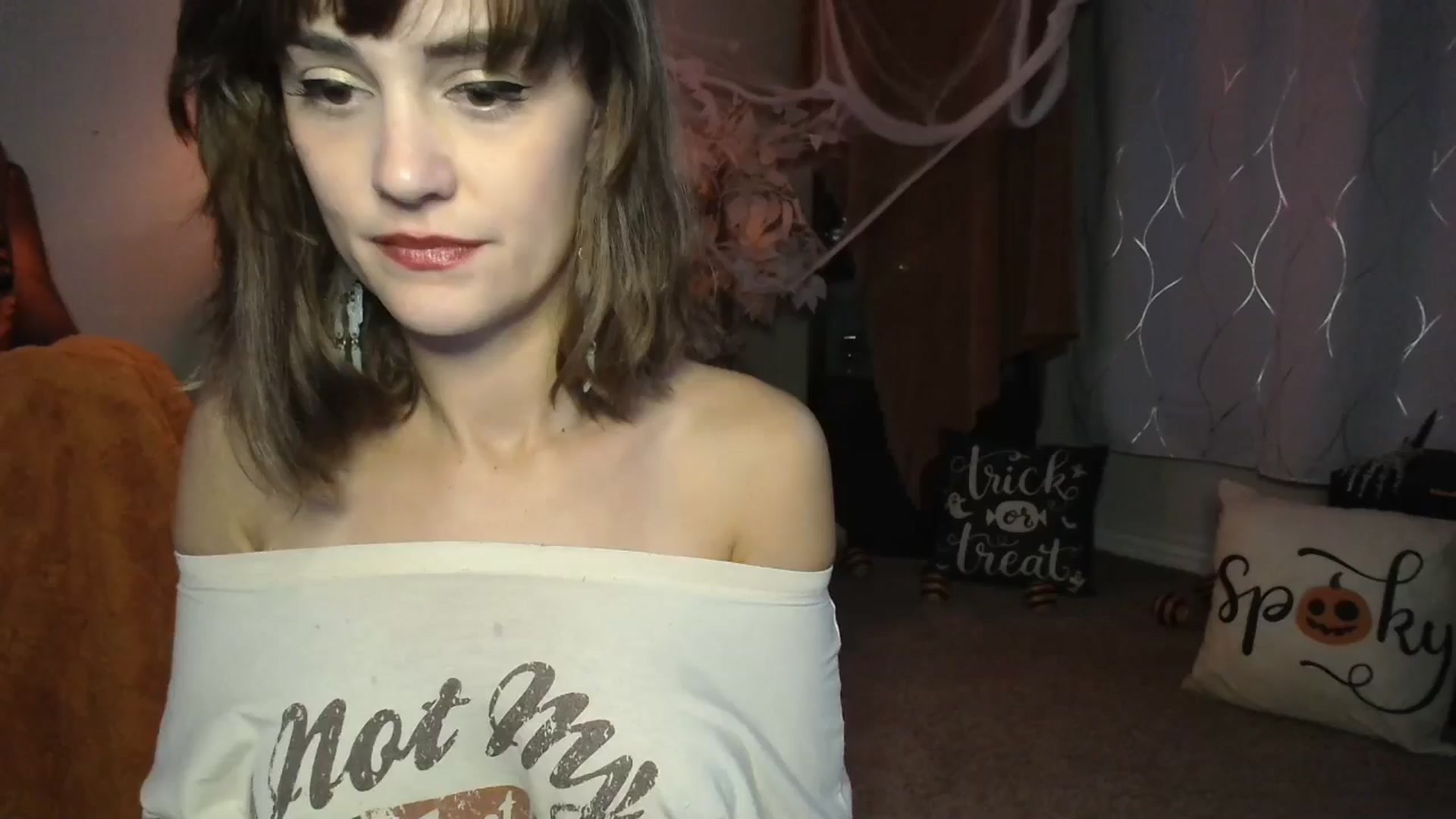 Gallery image thumbnail from HeidiKlumsy's myfreecams stream on, 10/26/2024, 01:33 image 9 of 20