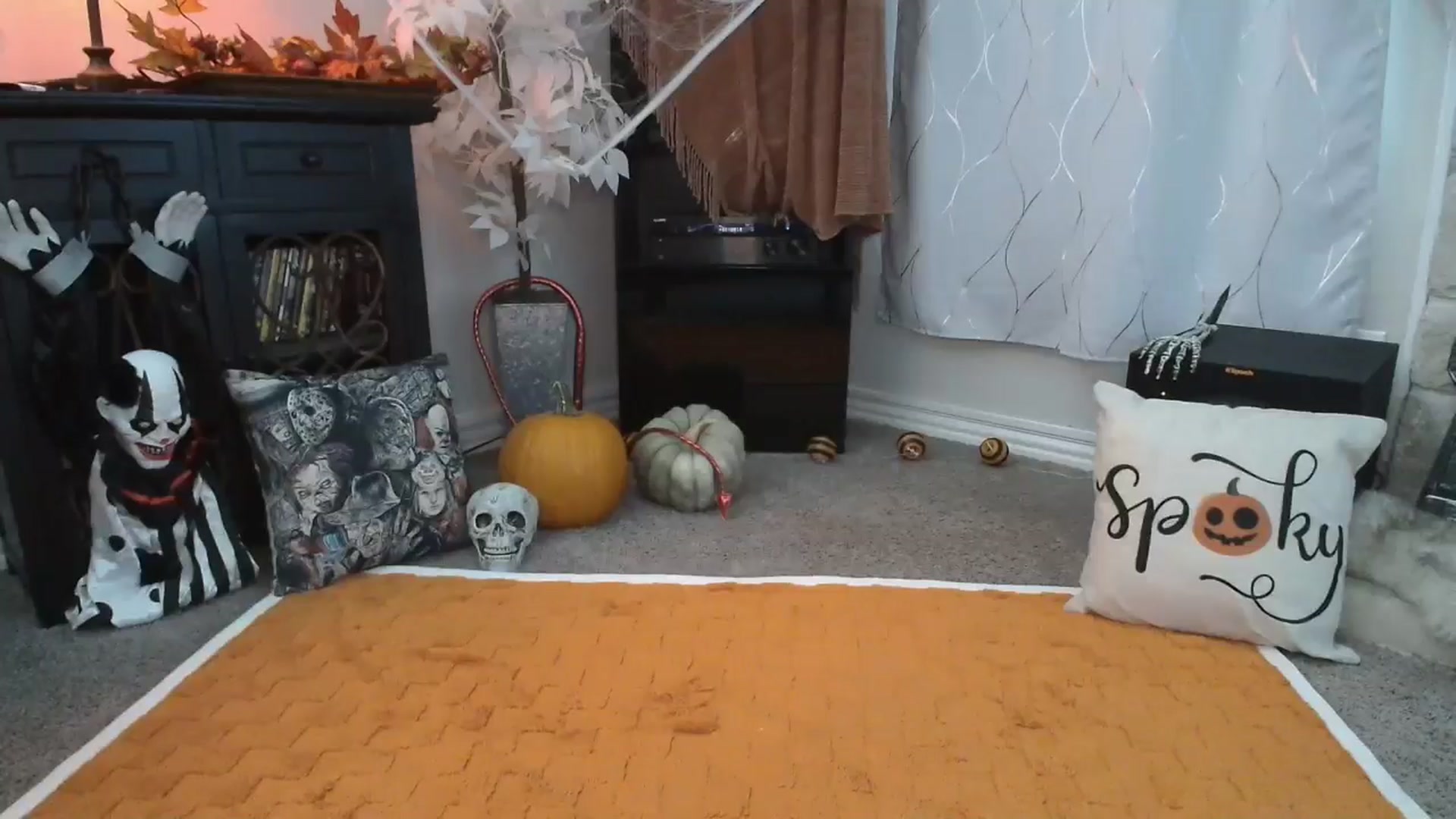 Gallery image thumbnail from HeidiKlumsy's myfreecams stream on, 10/26/2024, 22:23 image 5 of 20
