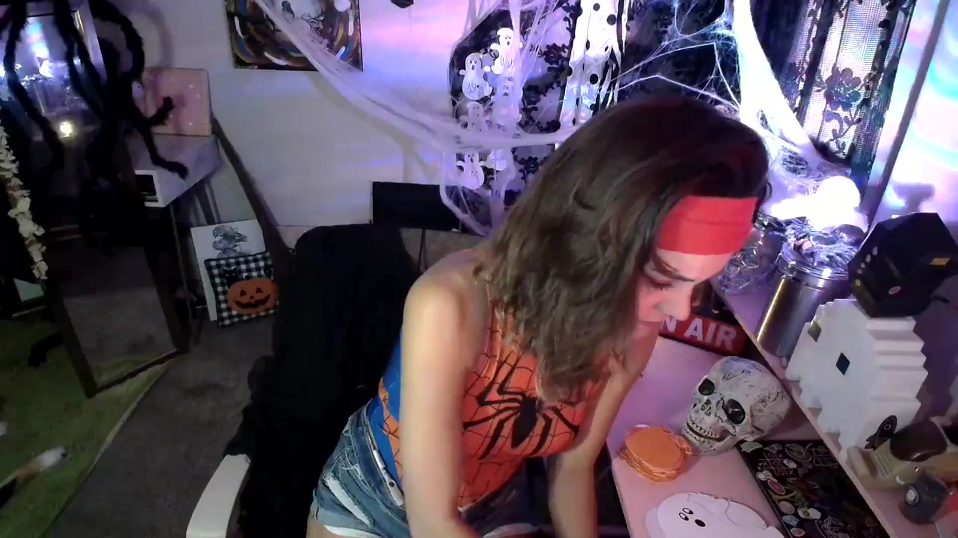 Gallery image thumbnail from HeidiKlumsy's myfreecams stream on, 10/30/2024, 24:01 image 18 of 20