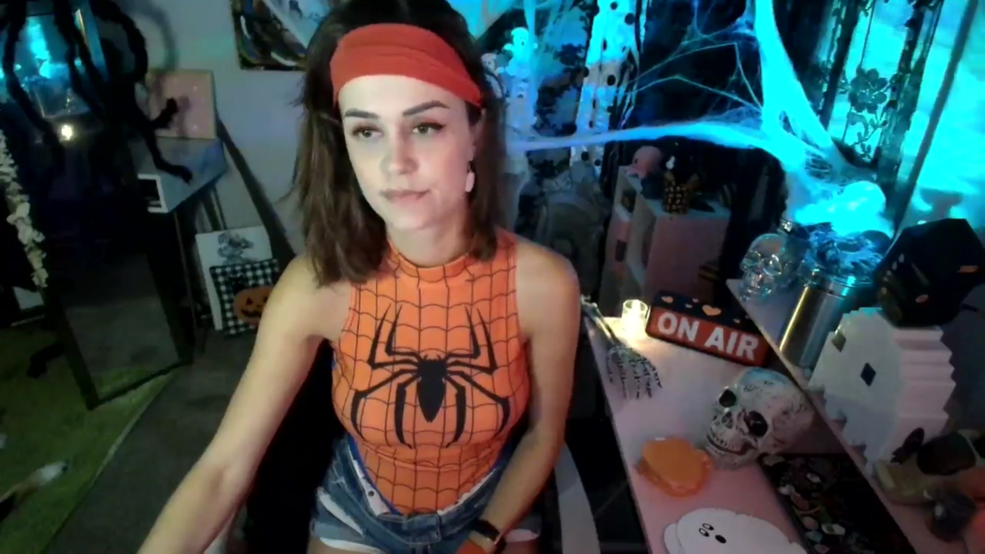 Gallery image thumbnail from HeidiKlumsy's myfreecams stream on, 10/30/2024, 24:01 image 17 of 20