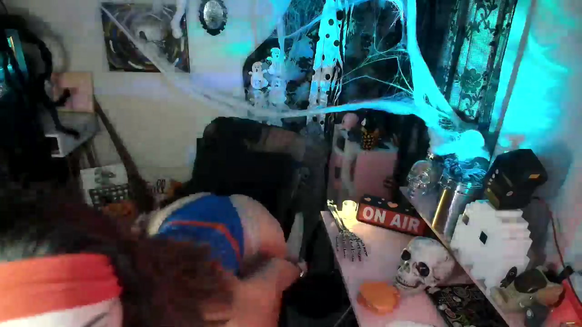 Gallery image thumbnail from HeidiKlumsy's myfreecams stream on, 10/30/2024, 24:39 image 6 of 20