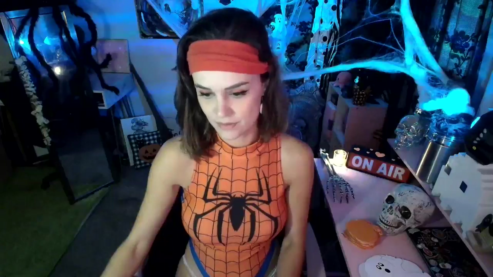 Gallery image thumbnail from HeidiKlumsy's myfreecams stream on, 10/30/2024, 24:39 image 13 of 20