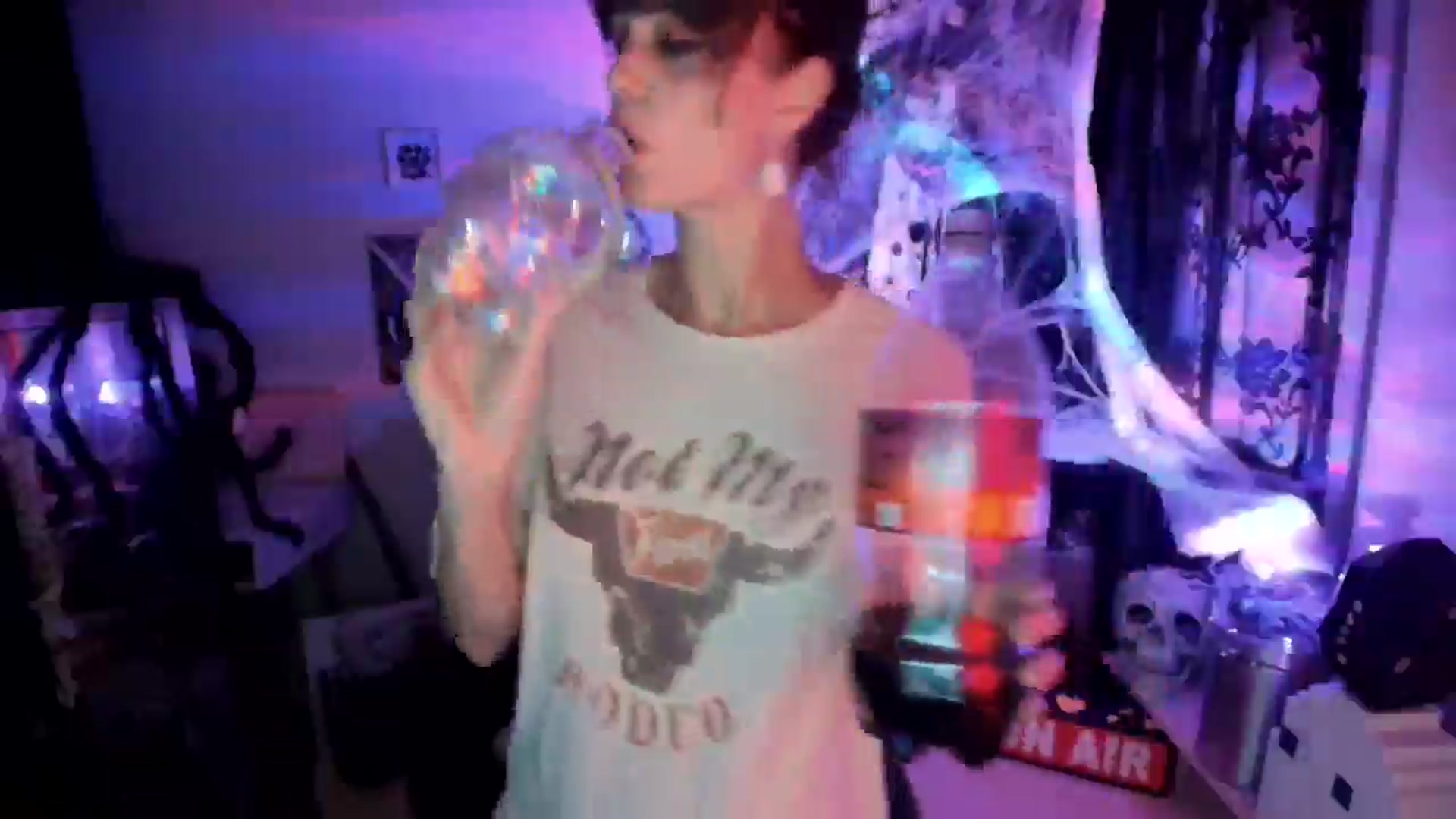 Gallery image thumbnail from HeidiKlumsy's myfreecams stream on, 10/30/2024, 03:05 image 14 of 20
