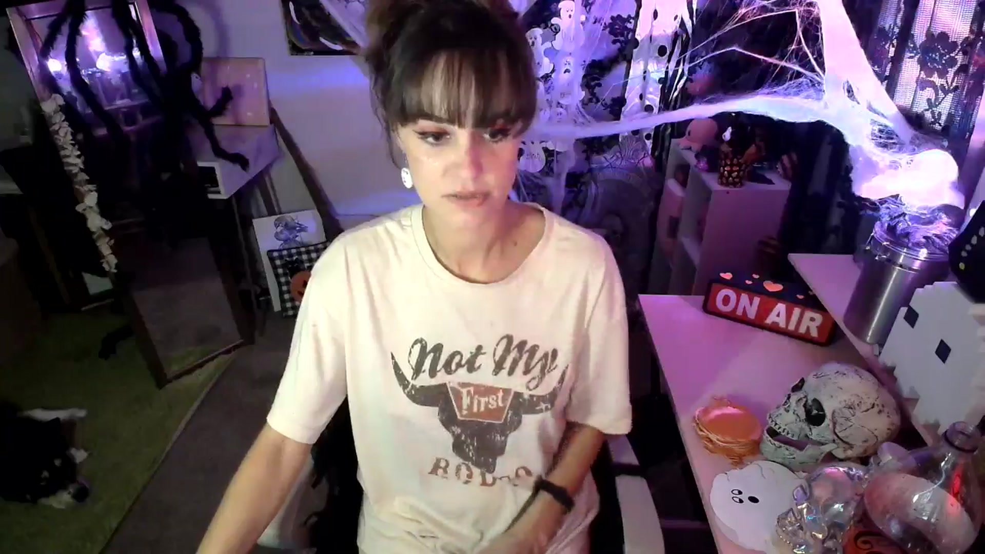 Gallery image thumbnail from HeidiKlumsy's myfreecams stream on, 10/30/2024, 03:05 image 4 of 20