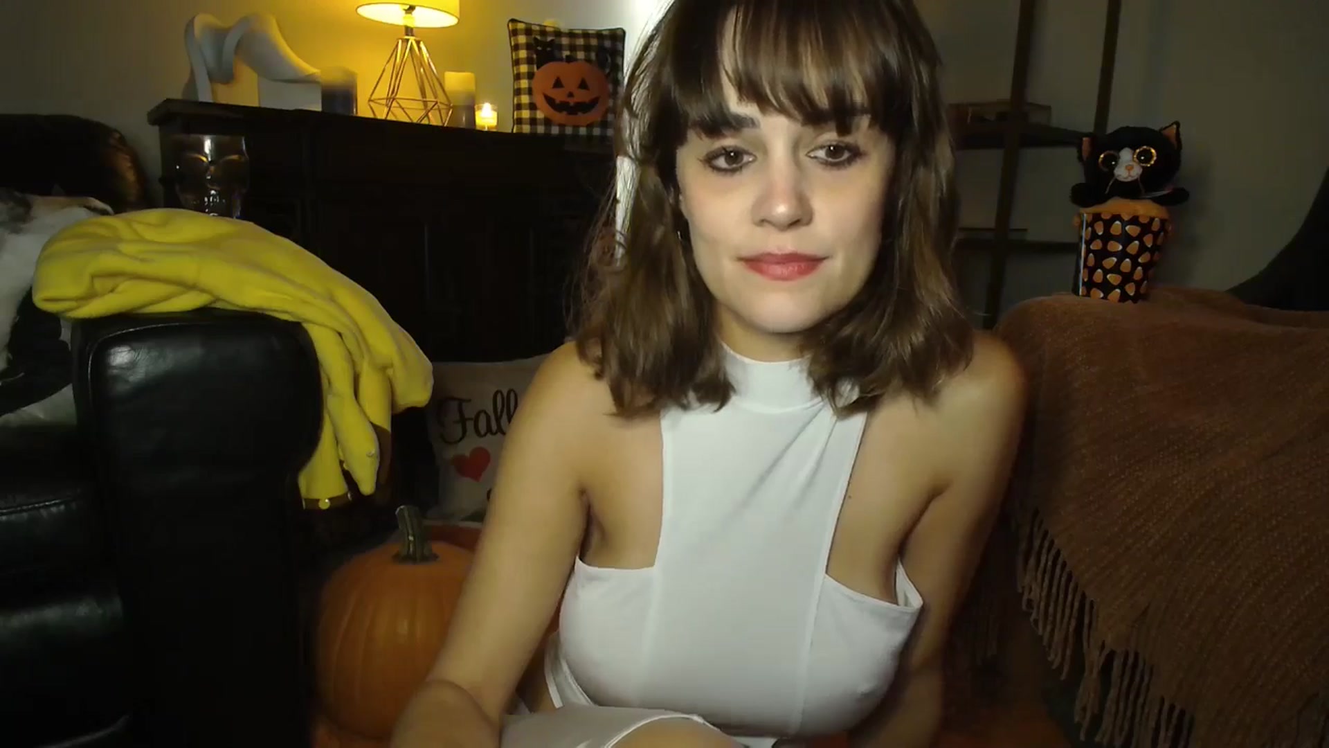 Gallery image thumbnail from HeidiKlumsy's myfreecams stream on, 10/31/2024, 05:30 image 12 of 20