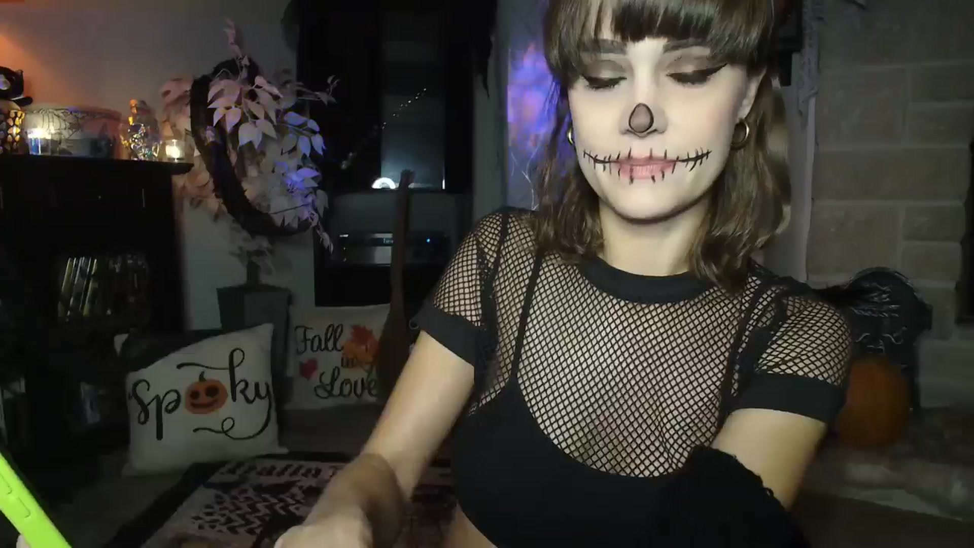 Gallery image thumbnail from HeidiKlumsy's myfreecams stream on, 11/01/2024, 24:59 image 20 of 20