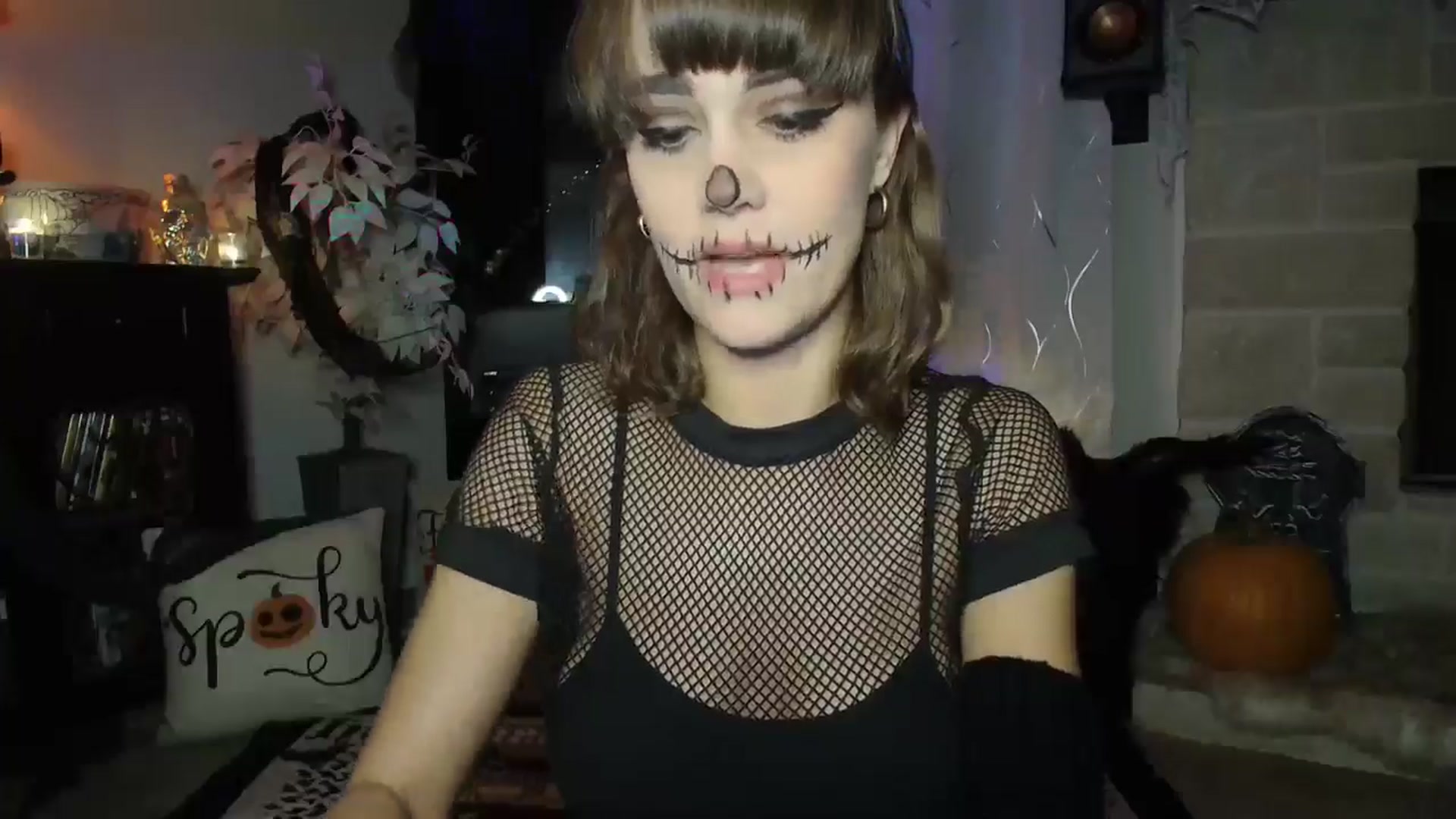 Gallery image thumbnail from HeidiKlumsy's myfreecams stream on, 11/01/2024, 24:59 image 18 of 20